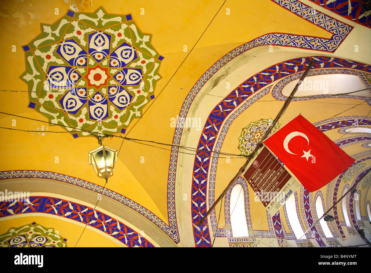 der große Basar Kapalicarsi, bedeckt Basar, Istanbul, Türkei Stockfoto