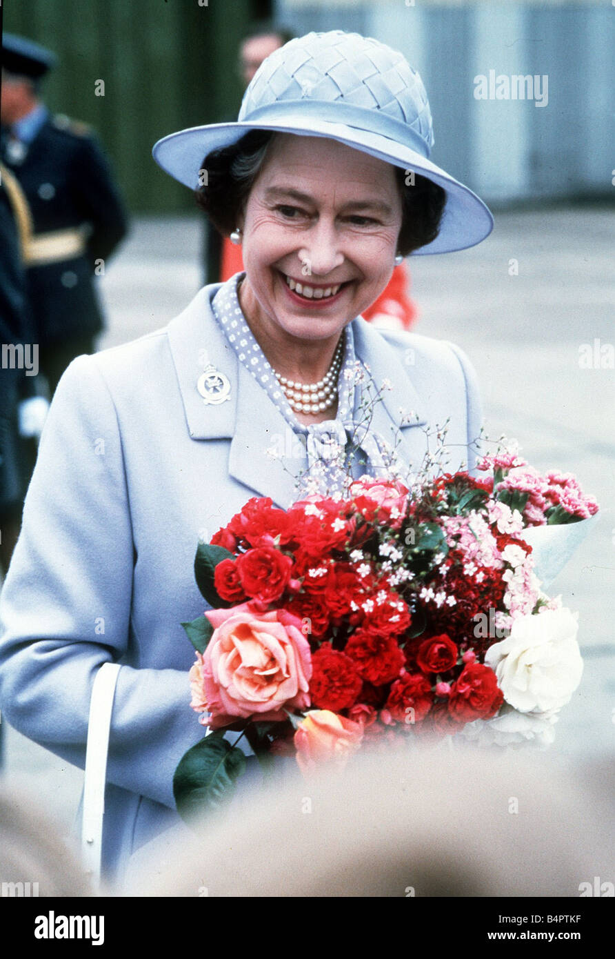 Königin Elizabeth II. besucht RAF Wittering 1982 Stockfoto