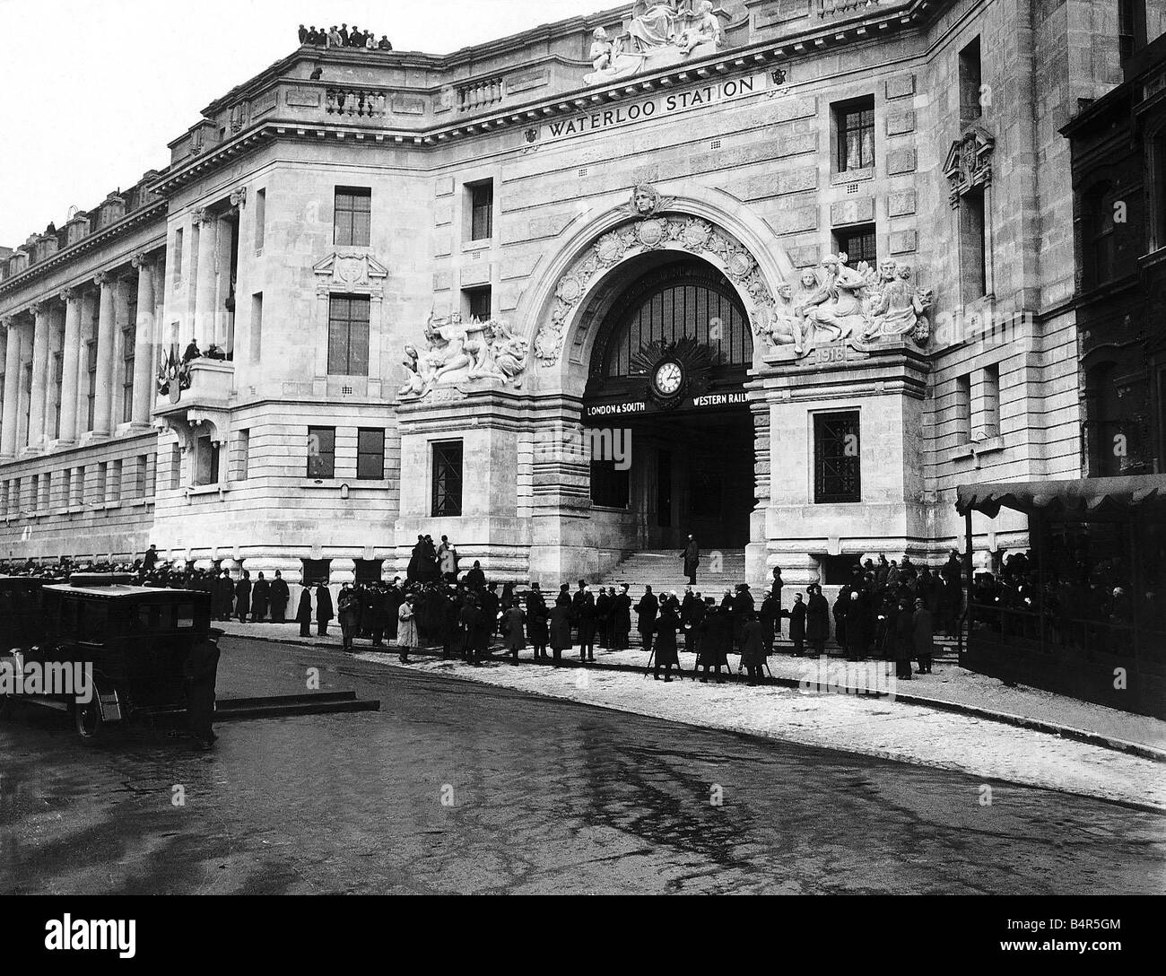 Queen Mary Waterloo Station im März 1922 Eröffnung Stockfoto