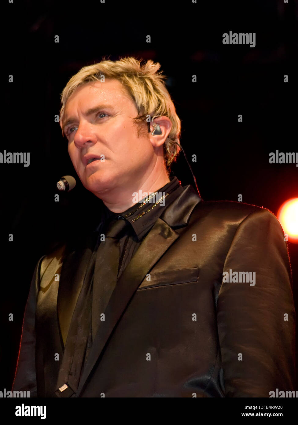 Duran Duran-Frontmann und Sänger Simon Le Bon live auf der Bühne in Malta am 26. Juli 2008 während Red Carpet Massacre Tour Stockfoto
