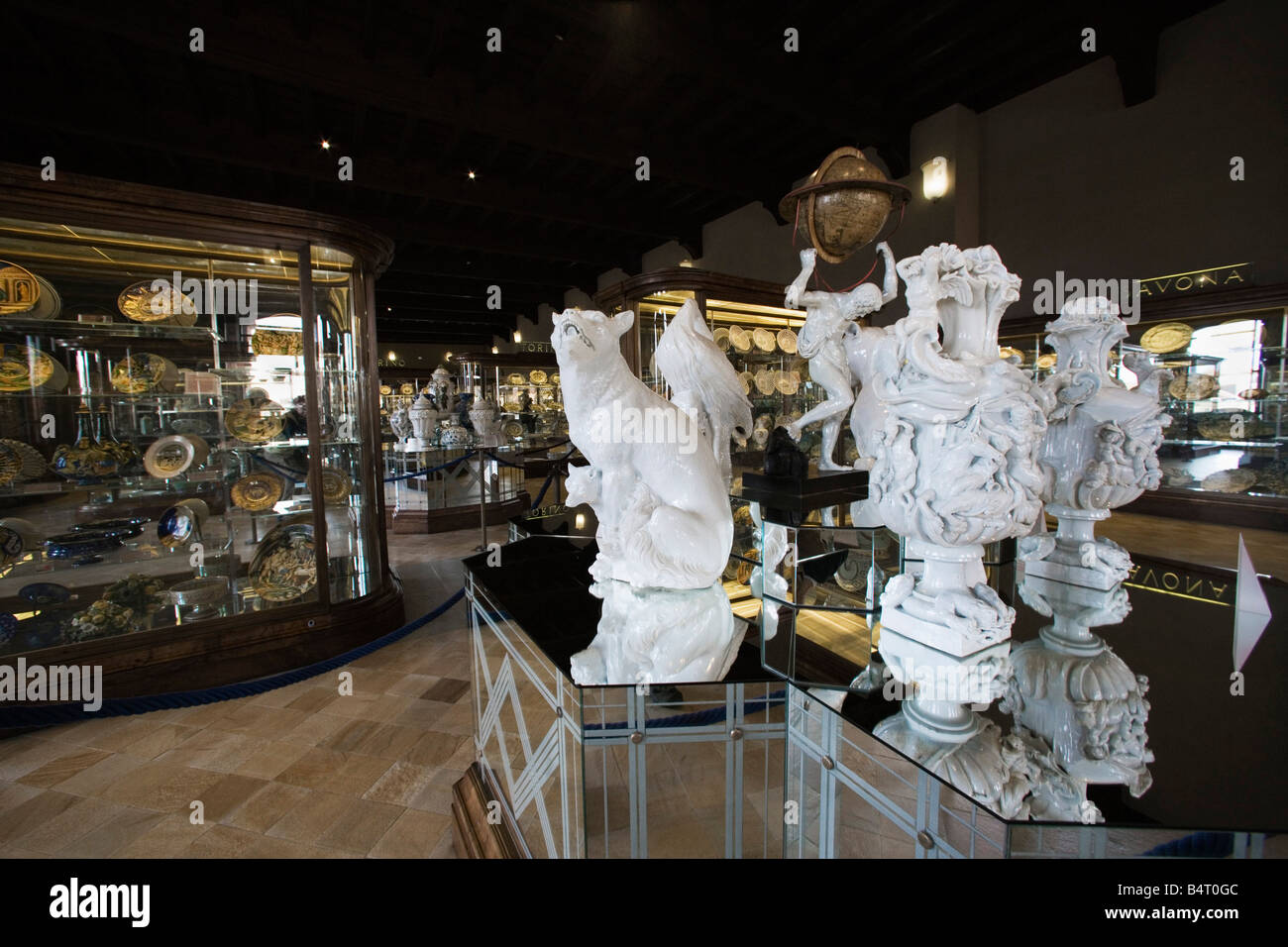 Zweiten Stock gewidmet Kunstgewerbe Sala Ceramiche Palazzo Madama Turin Piemont Italien Stockfoto