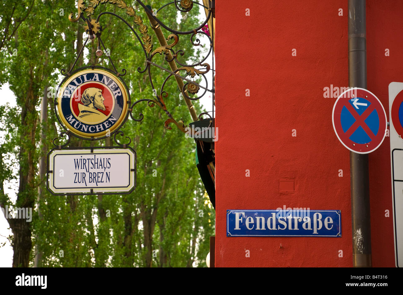 Deutschland, Bayern (Bayern), München (München), Leopoldstraße, Bars Stockfoto