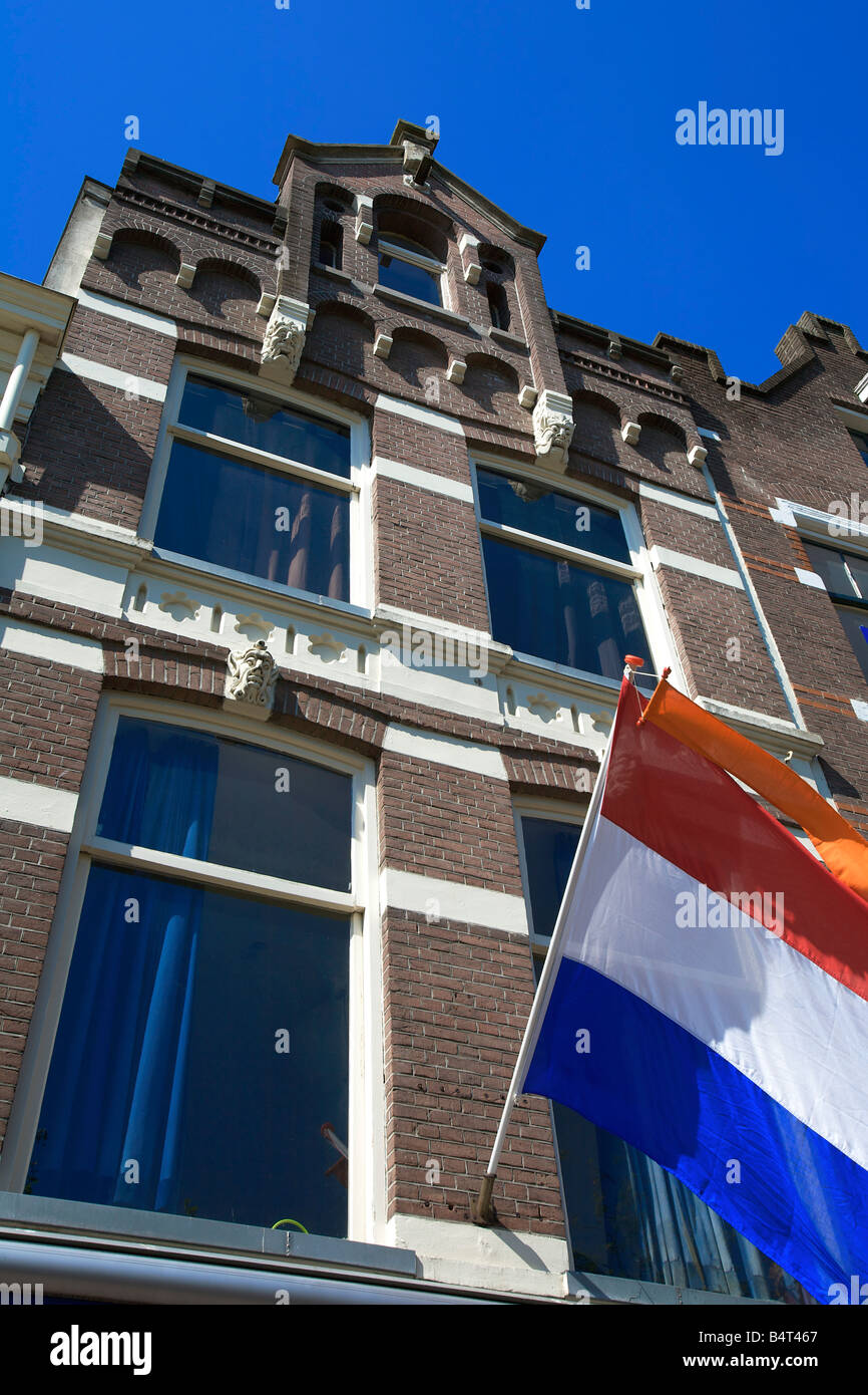 Alte Häuser am Markt Platz, Delft, Holland Stockfoto