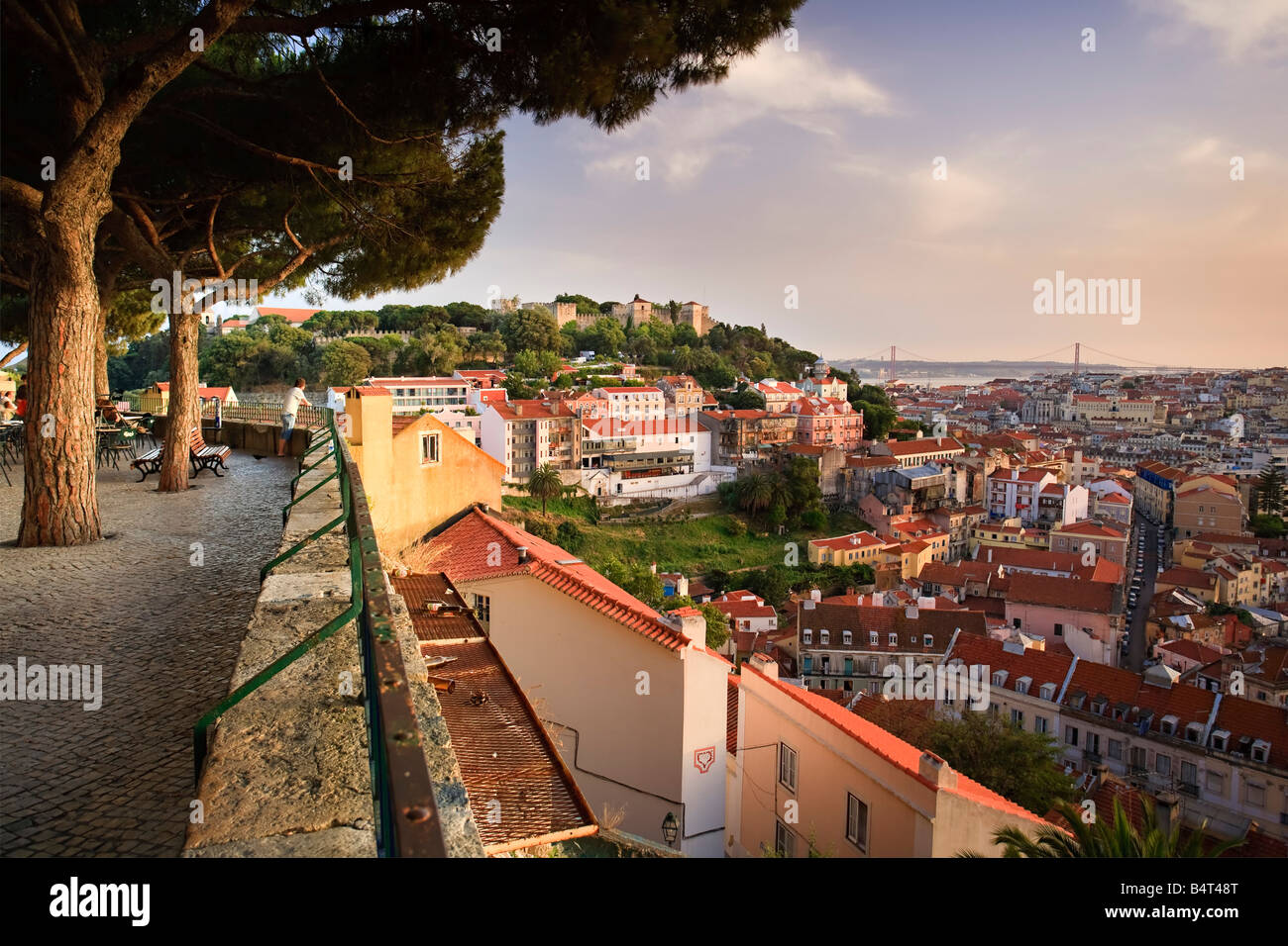 Baixa-Viertel und Castelo de Sao Jorge, Lissabon, Portugal Stockfoto