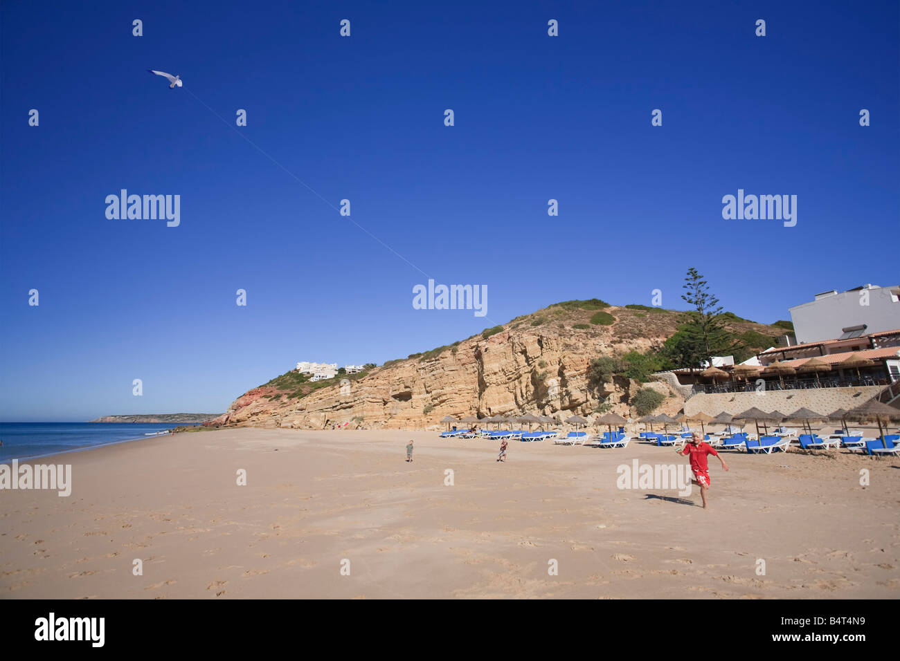 Strand, Salema, Algarve, Portugal Stockfoto