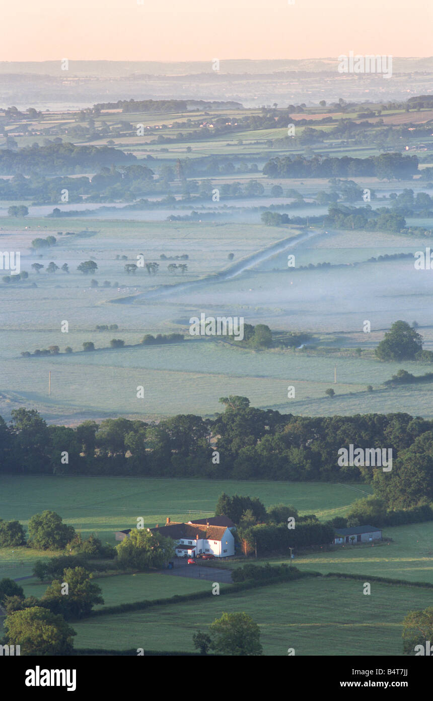 England, Somerset, Blick auf die Landschaft von Glastonbury Tor Stockfoto