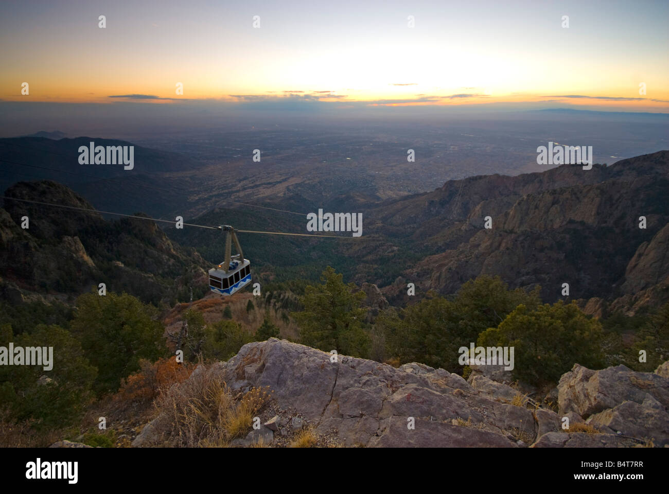 USA, New Mexico, Albuquerque von Sandia Berge, Sandia Peak Tramway (Seilbahn) Stockfoto