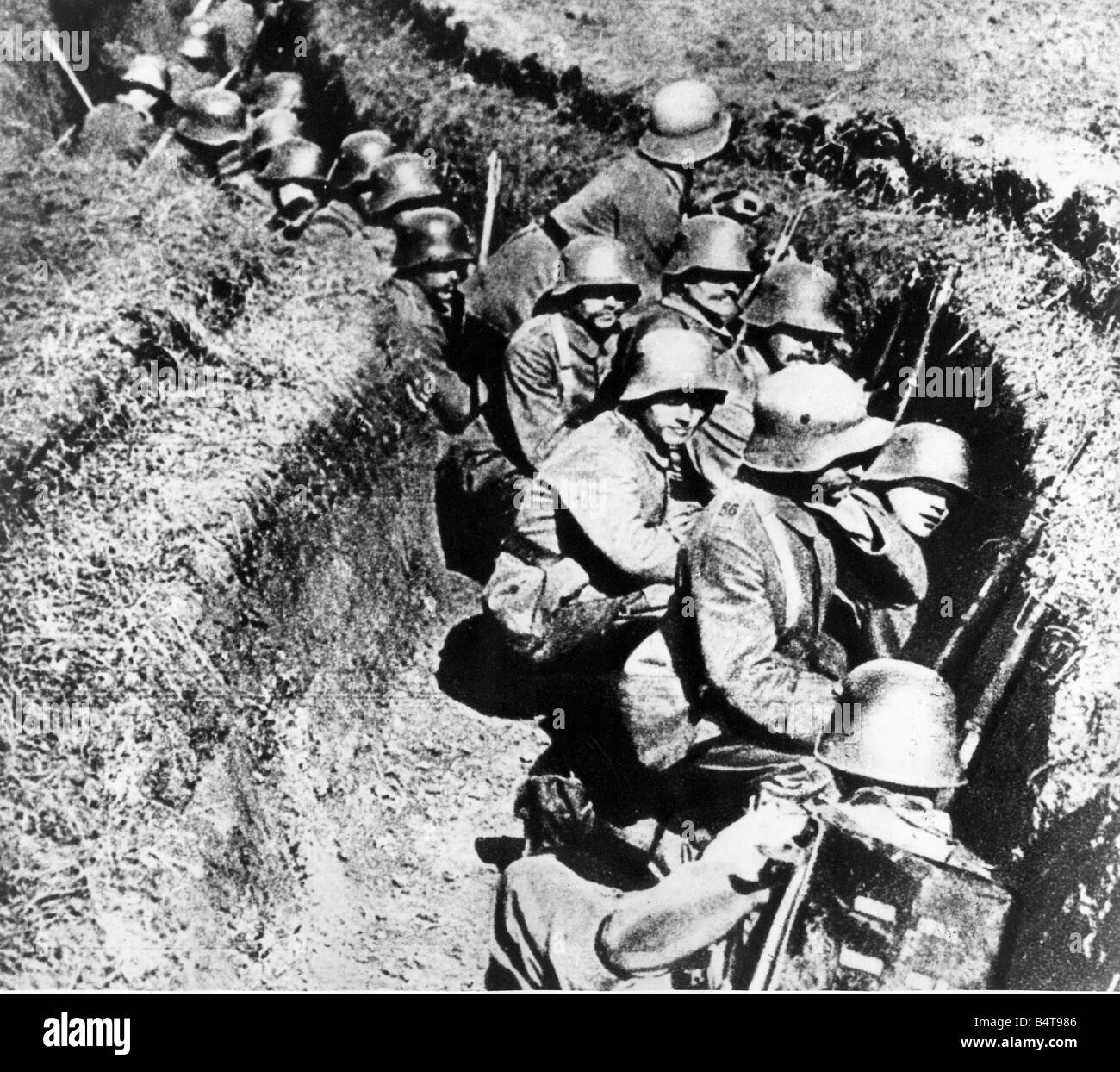 Deutsche Stoßtrupps bereit, für die große Offensive der März 1918 übertreiben Stockfoto