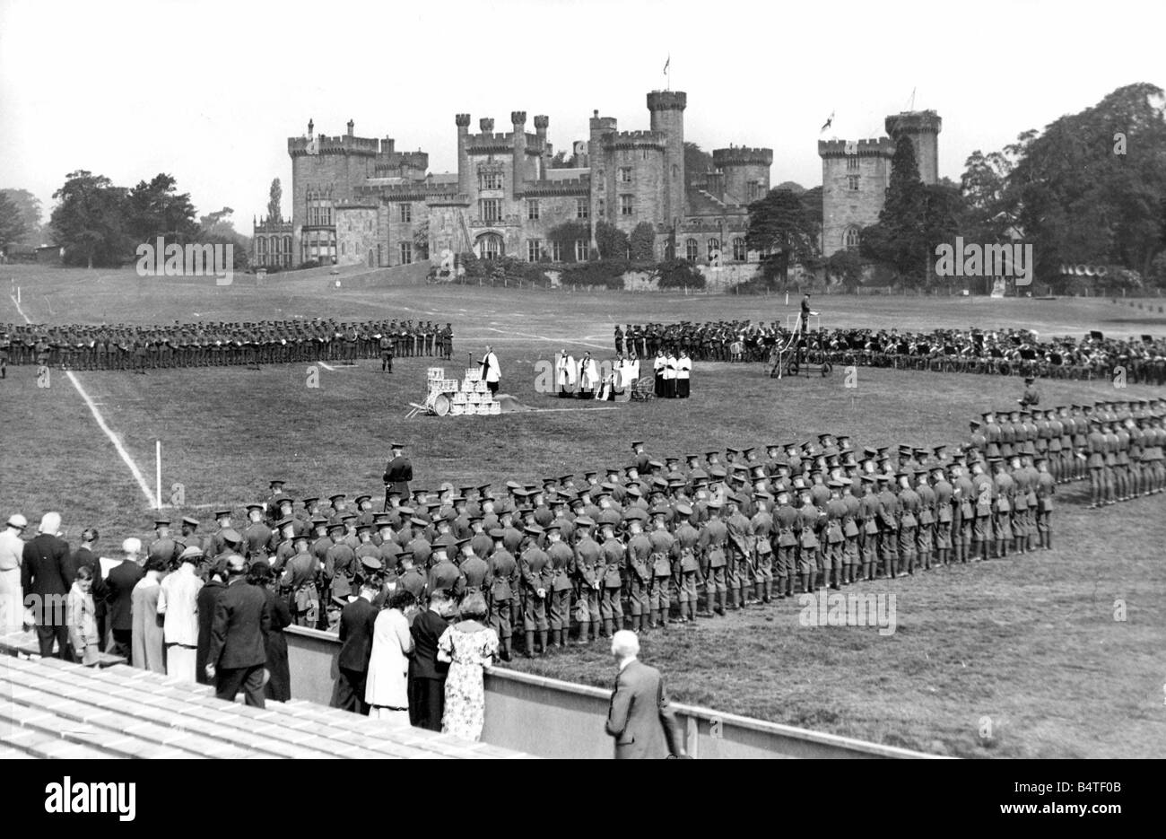 Die eindrucksvolle Szene Ravensworth Schloss während der Northern Command Tattoo Parade Service Stockfoto