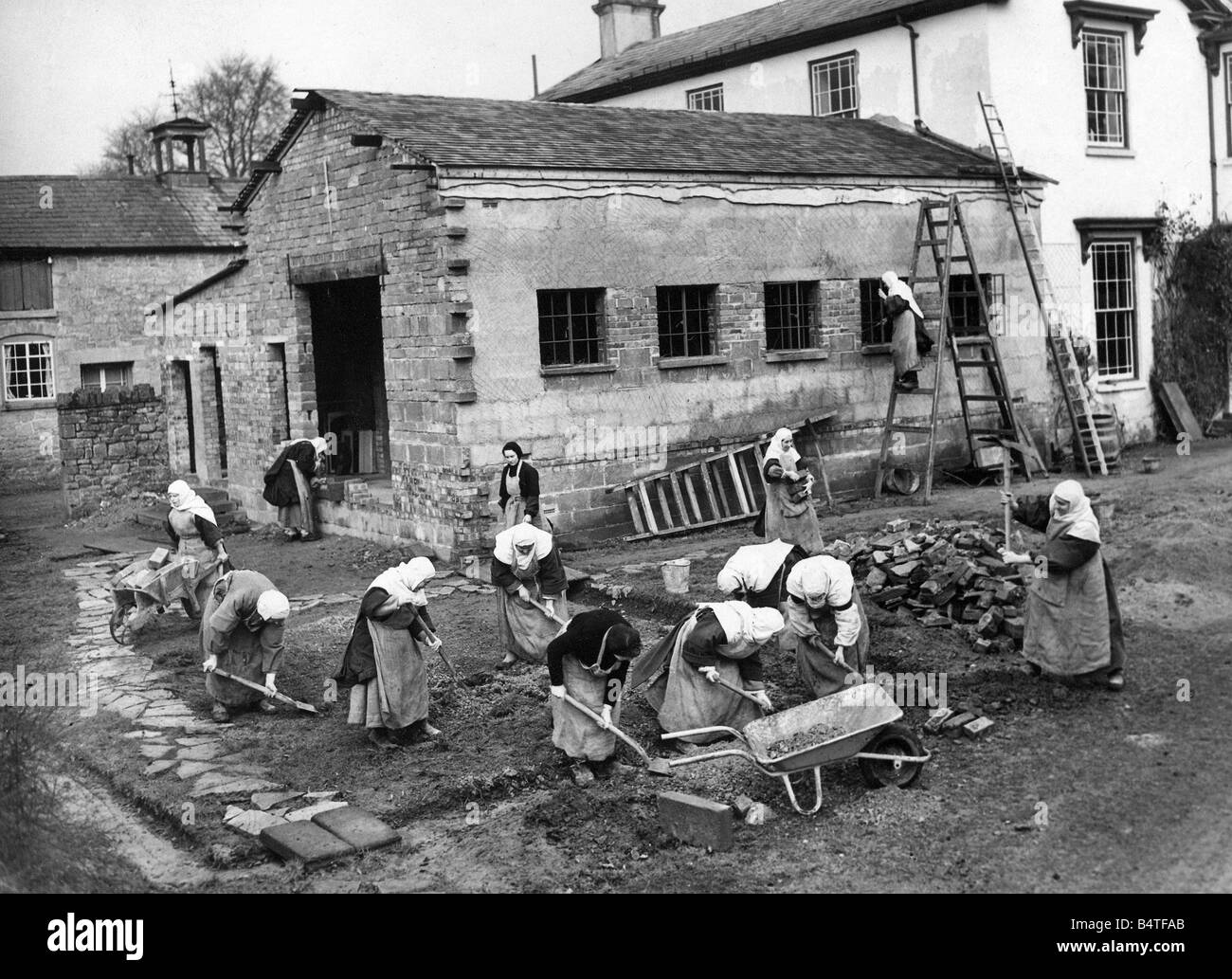 Nonnen bauen ihr eigenes Kloster an der Grenze von Hereford Stockfoto