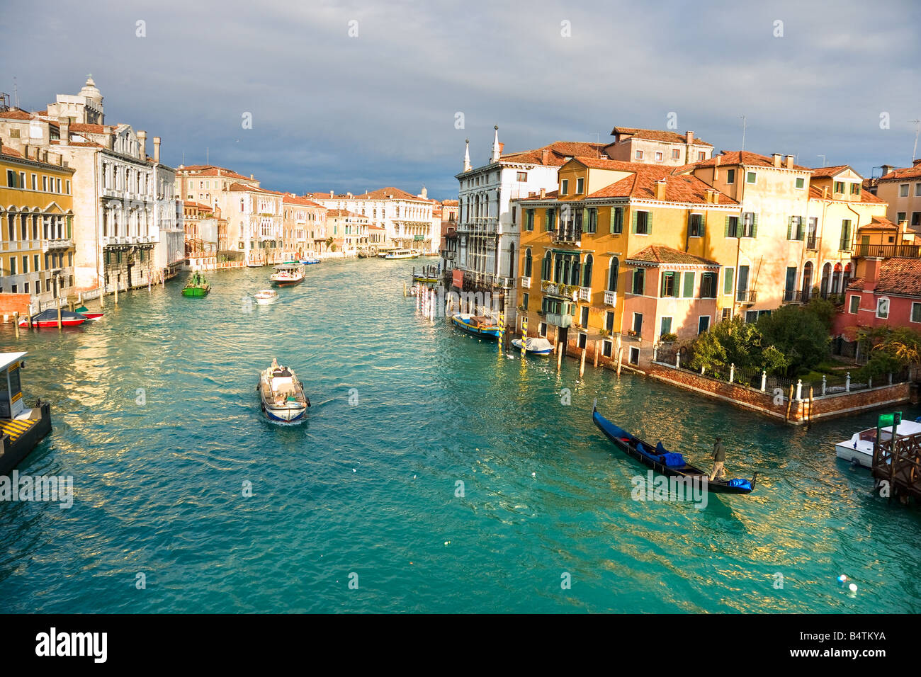 Venedig-Blick vom Rialto-Brücke-Italien Stockfoto