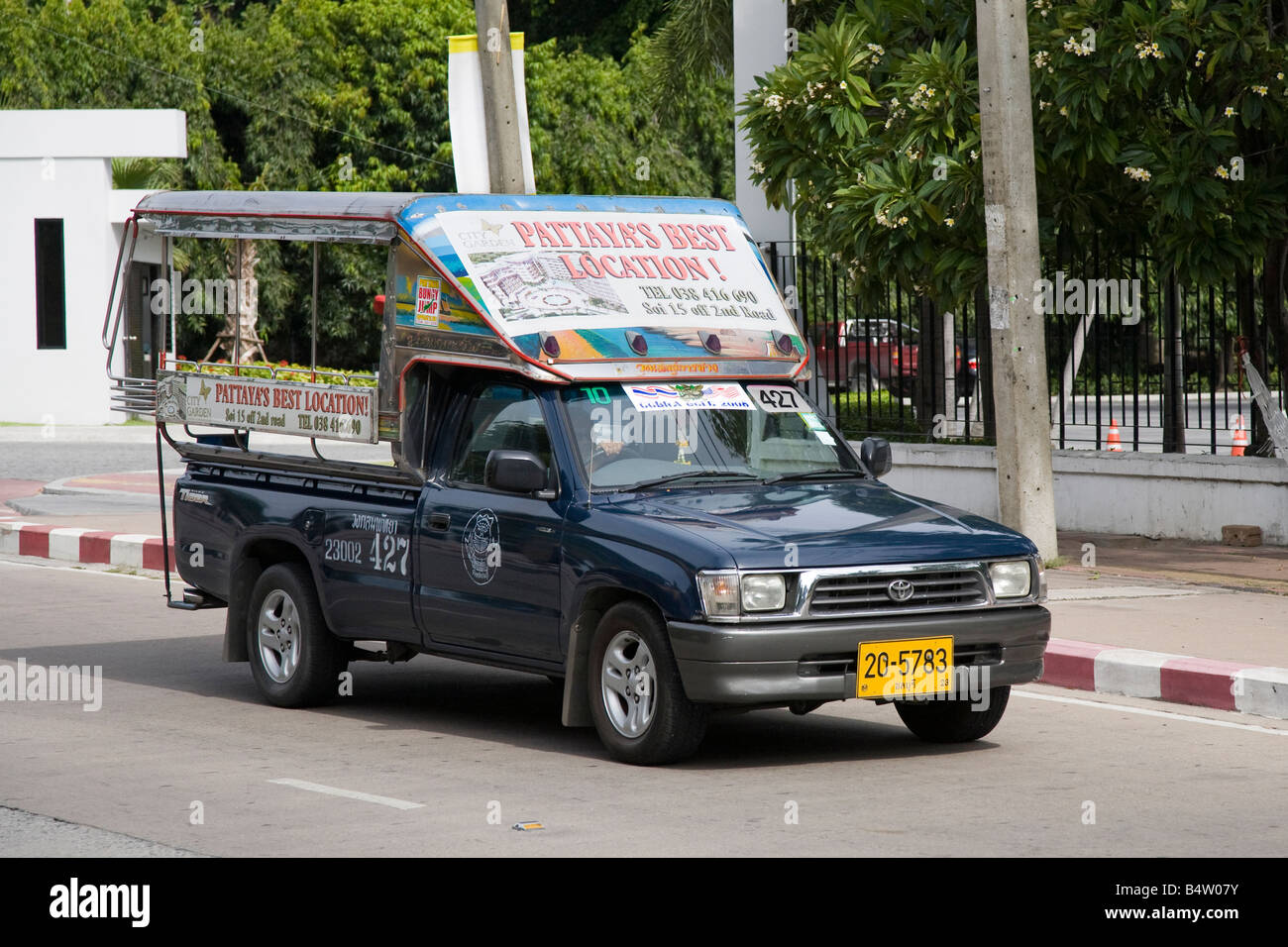 Pattaya baht bus -Fotos und -Bildmaterial in hoher Auflösung – Alamy
