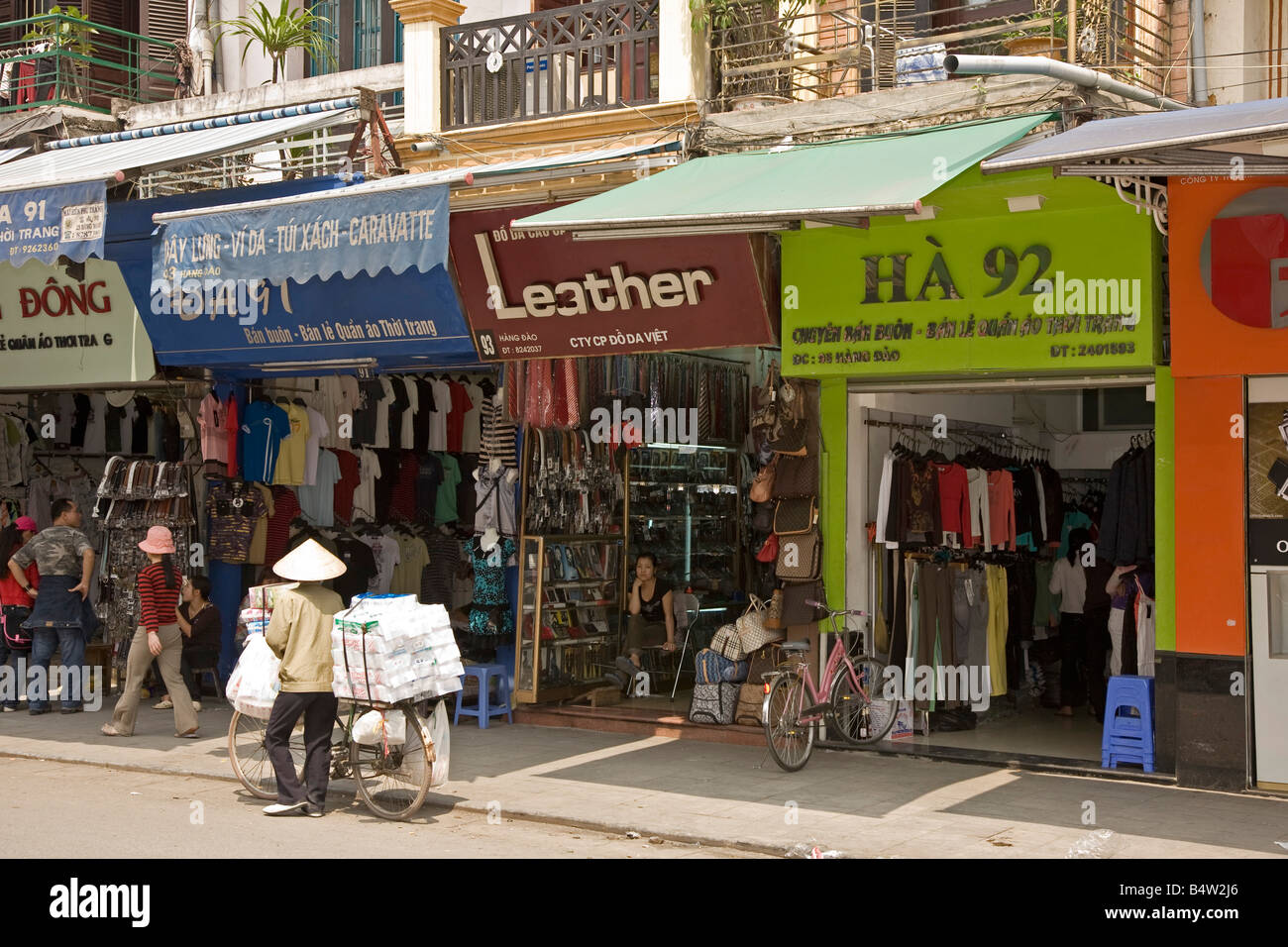 Einkaufsstraße, Hanoi, Vietnam Stockfoto