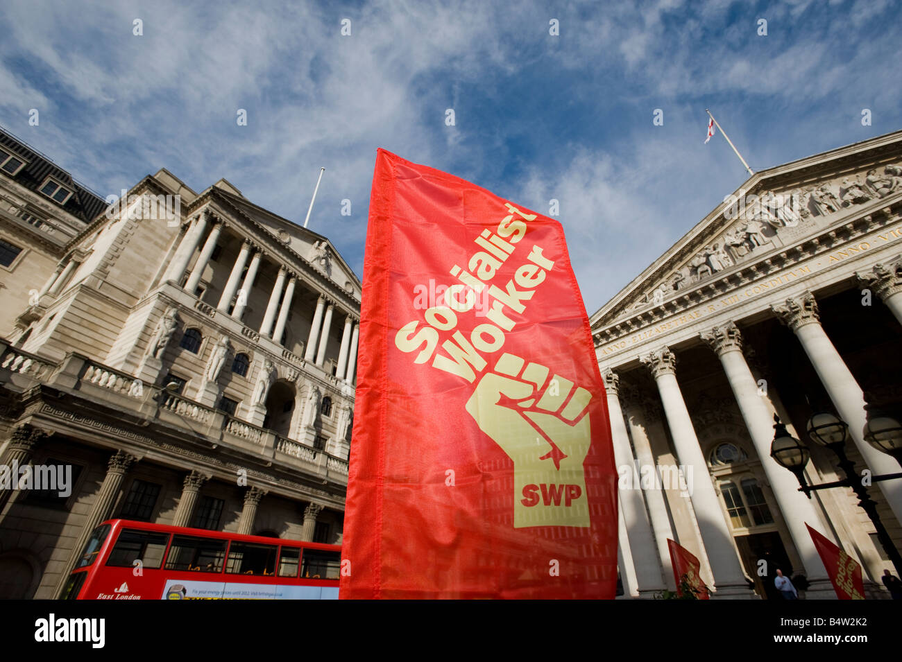 Socialist Workers Party demonstrieren in der City of London gegen Regierung Rettungsaktionen für Banken Okt 2008-London-UK Stockfoto