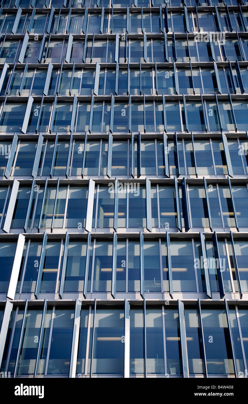 Detail einer modernen Gebäude-Fassade London England Großbritannien UK Stockfoto
