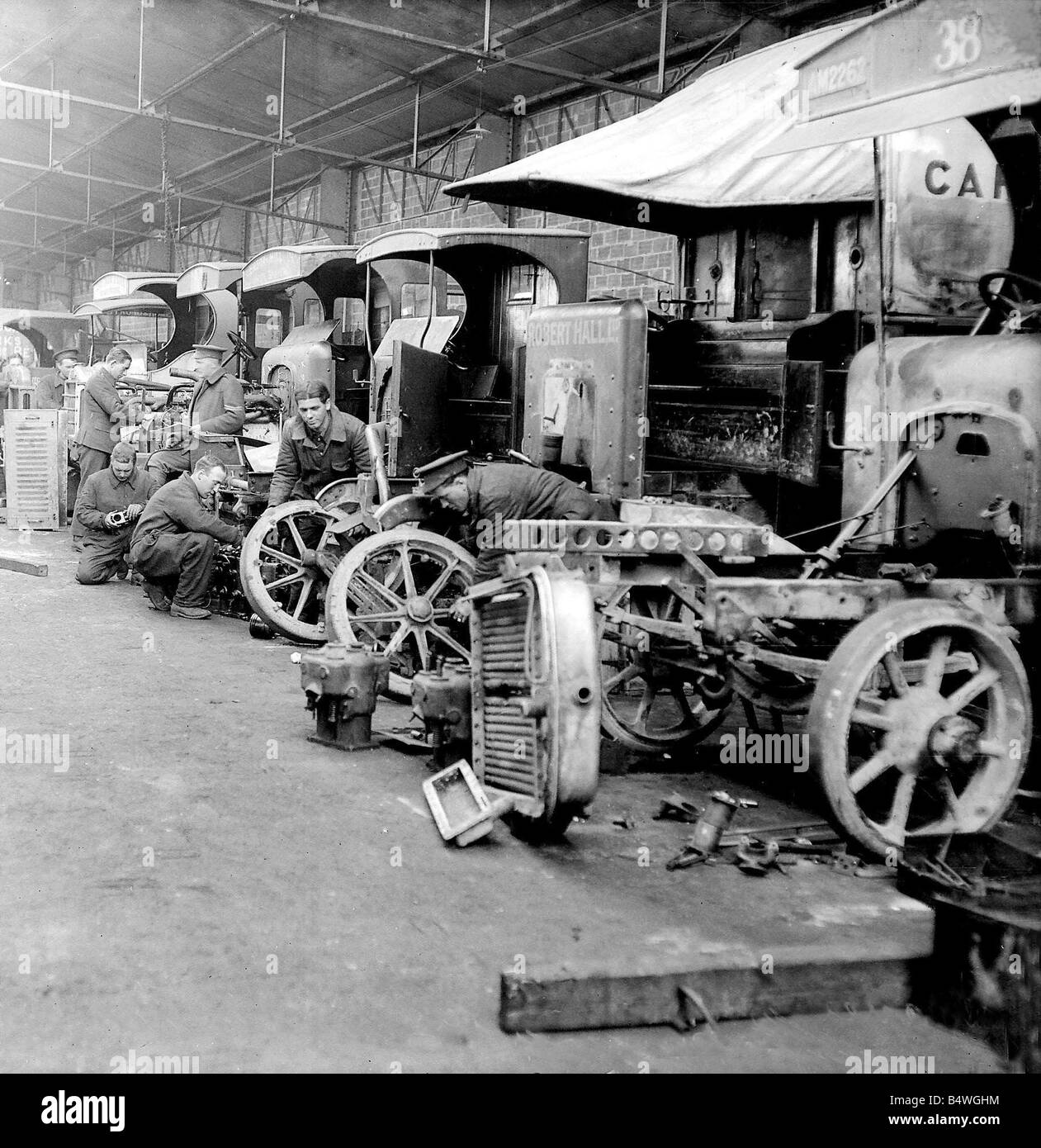 Ersten Weltkrieg verbleibenden Autos in einem britischen Depot in Frankreich Stockfoto
