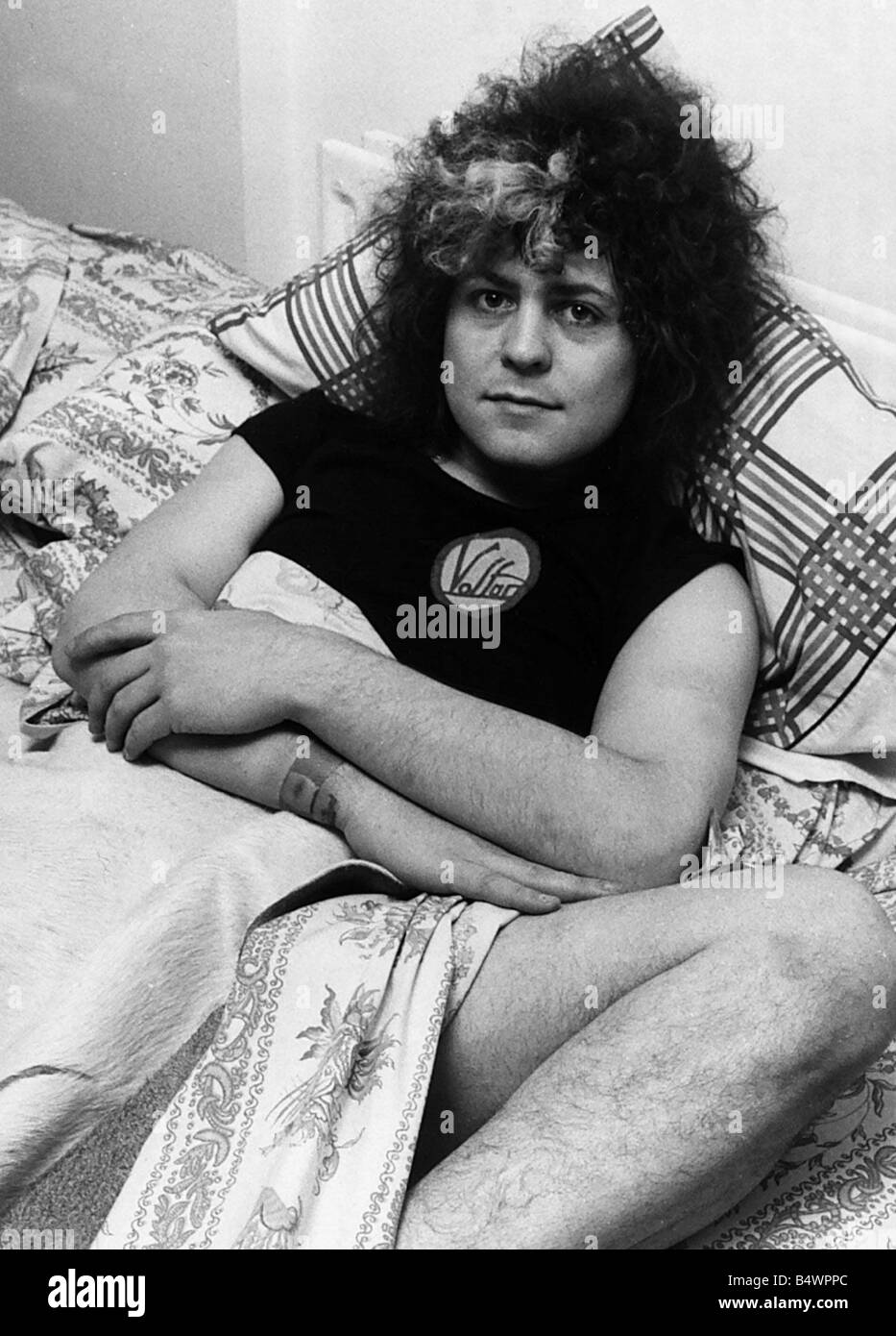 Marc Bolan-Pop-Sängerin im Bett 1976 Stockfoto