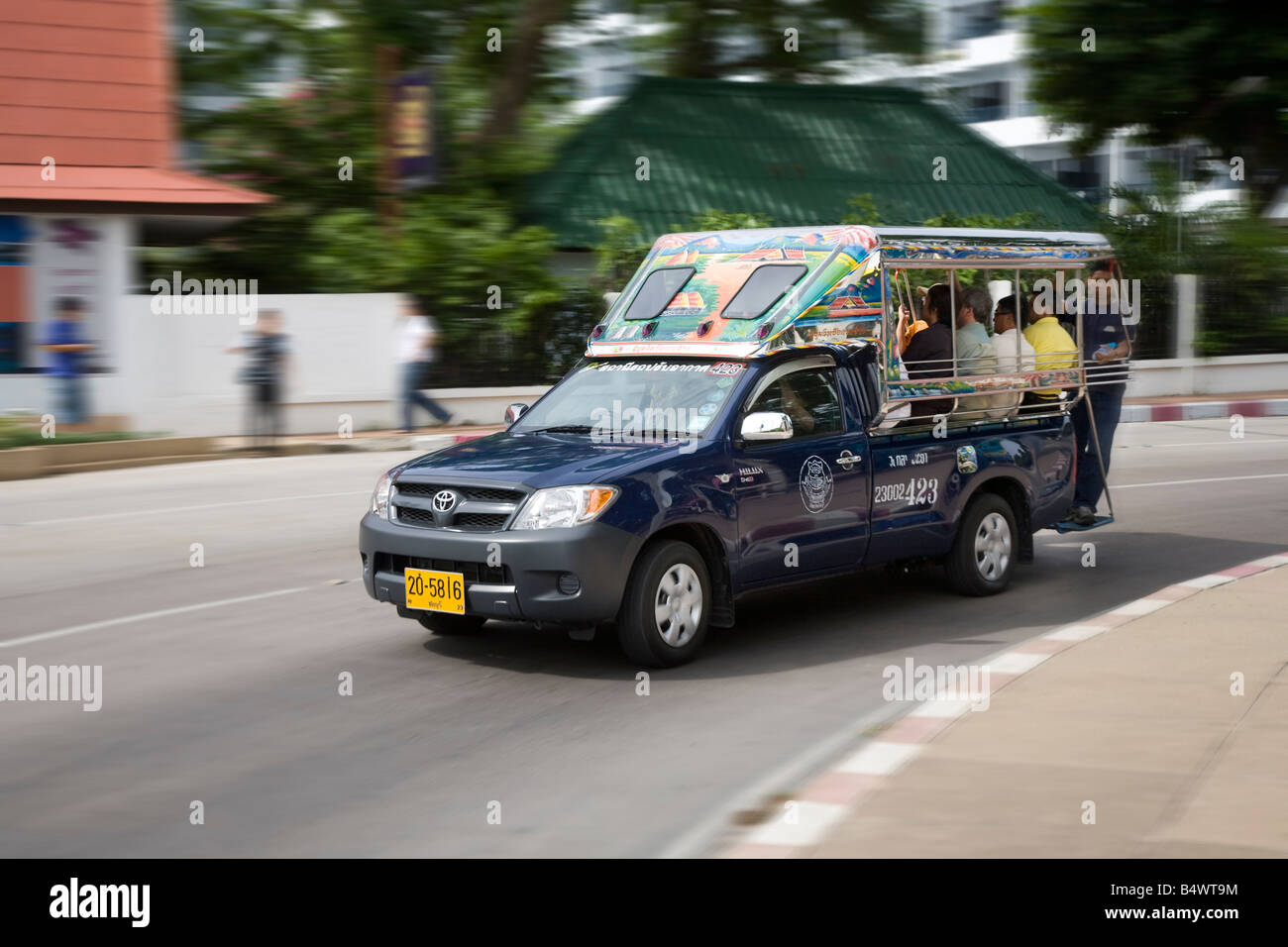 Pattaya baht bus -Fotos und -Bildmaterial in hoher Auflösung – Alamy