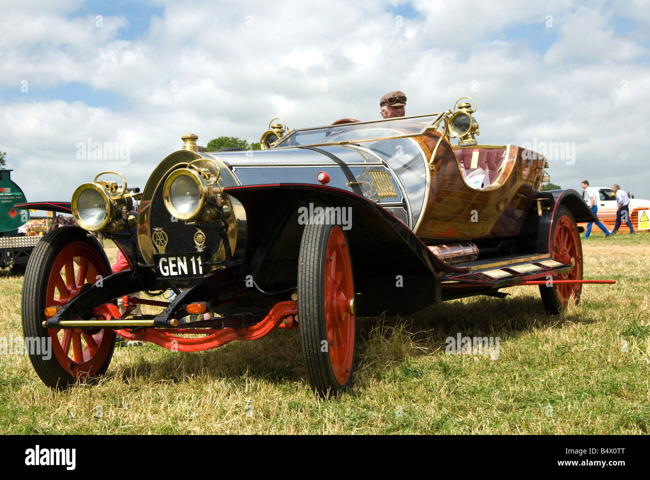 Die ursprüngliche Chitty Chitty Bang Bang auf dem Display an Bloxham Steam Rally. 2008. UK Stockfoto