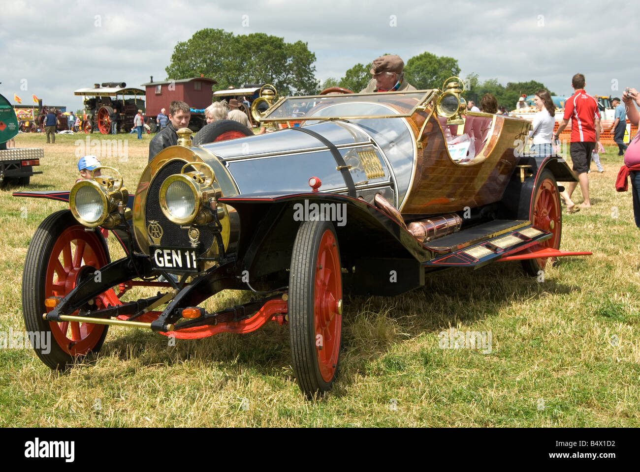 Die ursprüngliche Chitty Chitty Bang Bang auf dem Display an Bloxham Steam Rally. 2008. UK Stockfoto