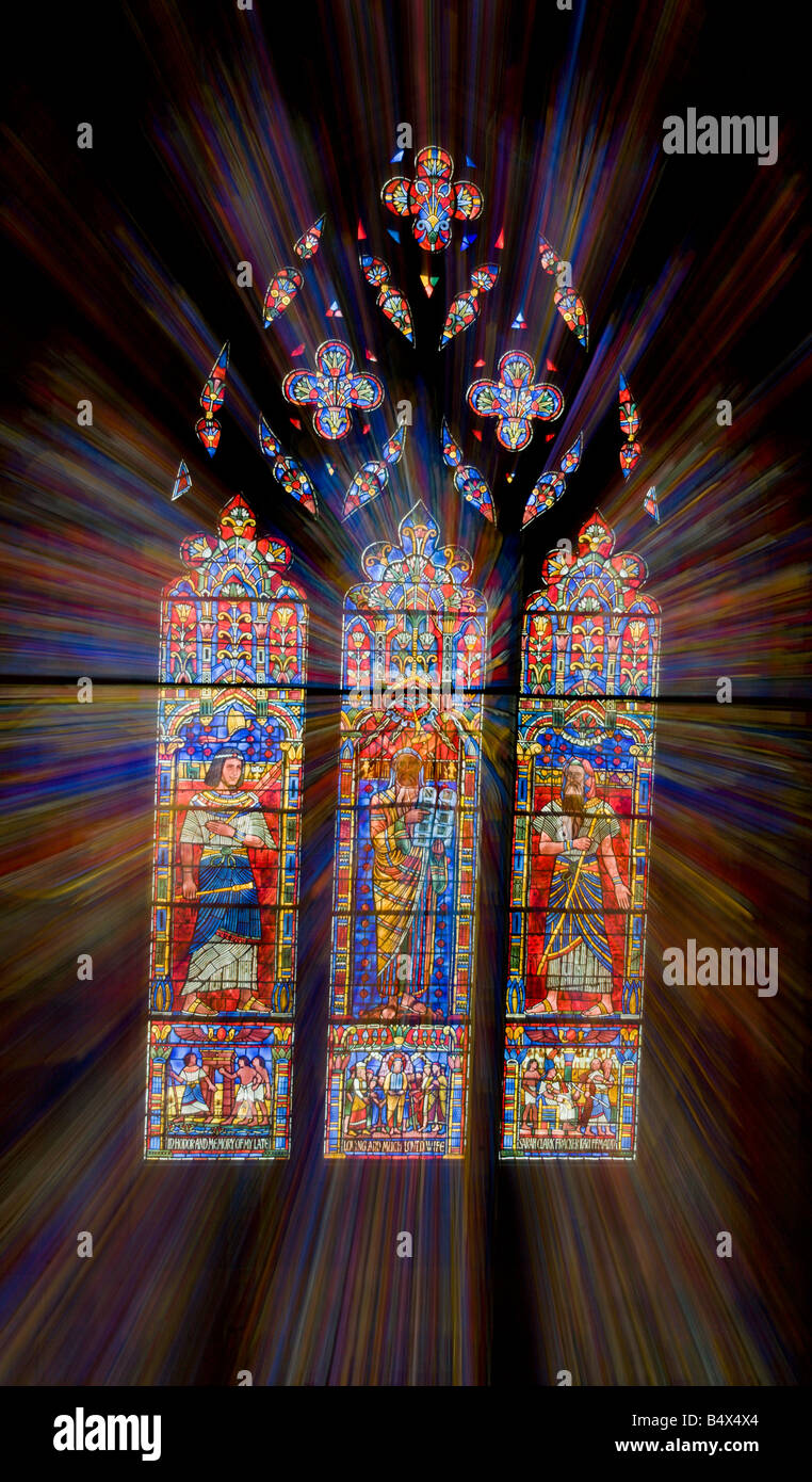 Zoomen Sie platzen der ein Glasfenster in der Washington National Cathedral in Washington, DC. Stockfoto