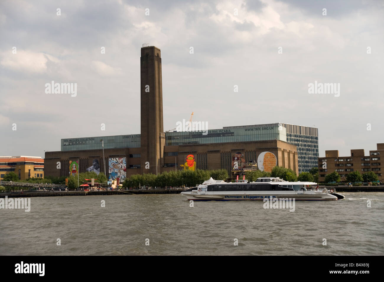 Die Tate Modern Kollektion Gallery am Ufer der Themse im Zentrum von London Stockfoto