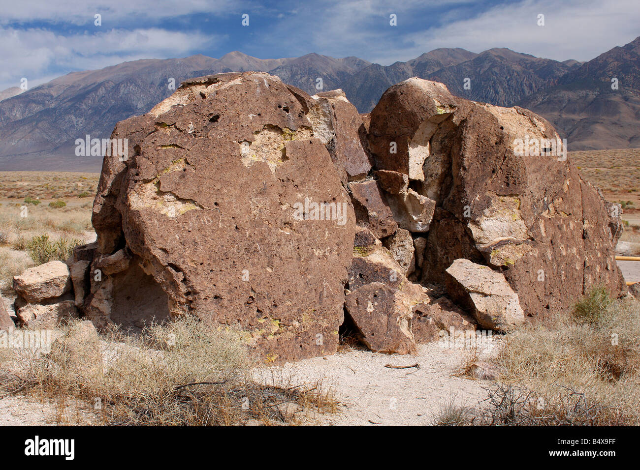 Indianische Petroglyphen in Kalifornien. Stockfoto