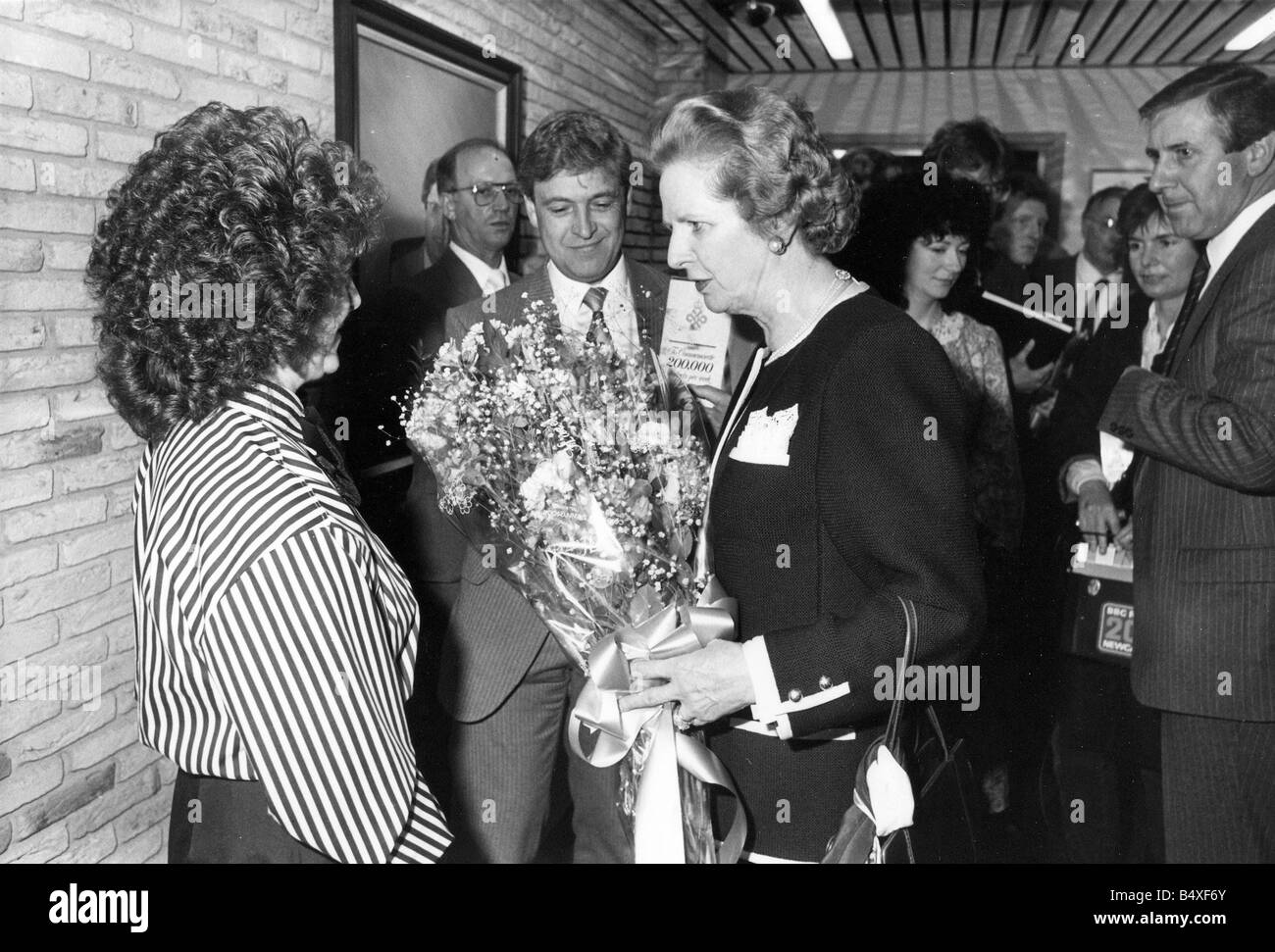 Margaret Thatcher besucht die Black und DeckerFabrik in Spennymore