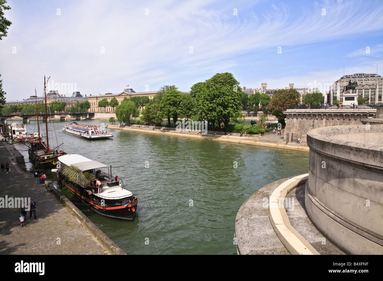 Der Fluss Seine und der Île De La Cité von Pont Neuf Paris Frankreich Stockfoto
