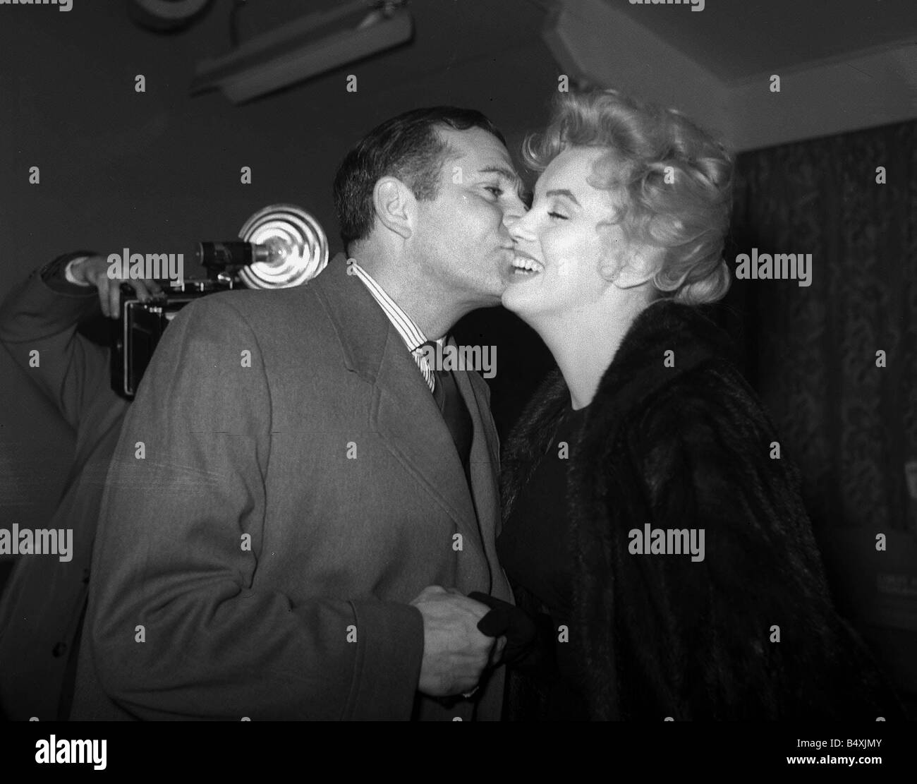 Julia Faye photo Sam Kelly (1943?014) foto