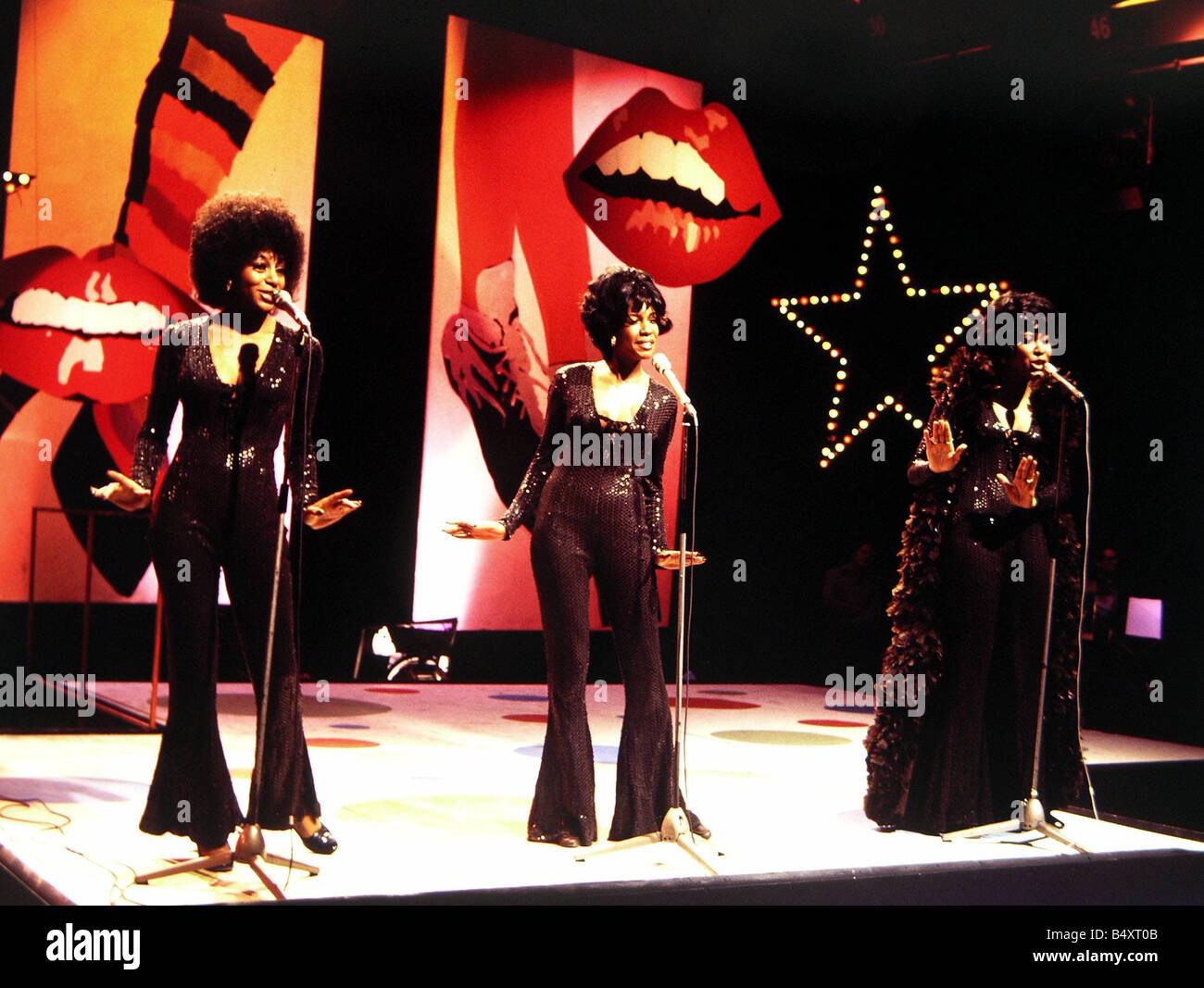 Die Supremes Pop Gruppe gesehen hier bei den Proben in der White City Studios von oben knallt 1973 Stockfoto