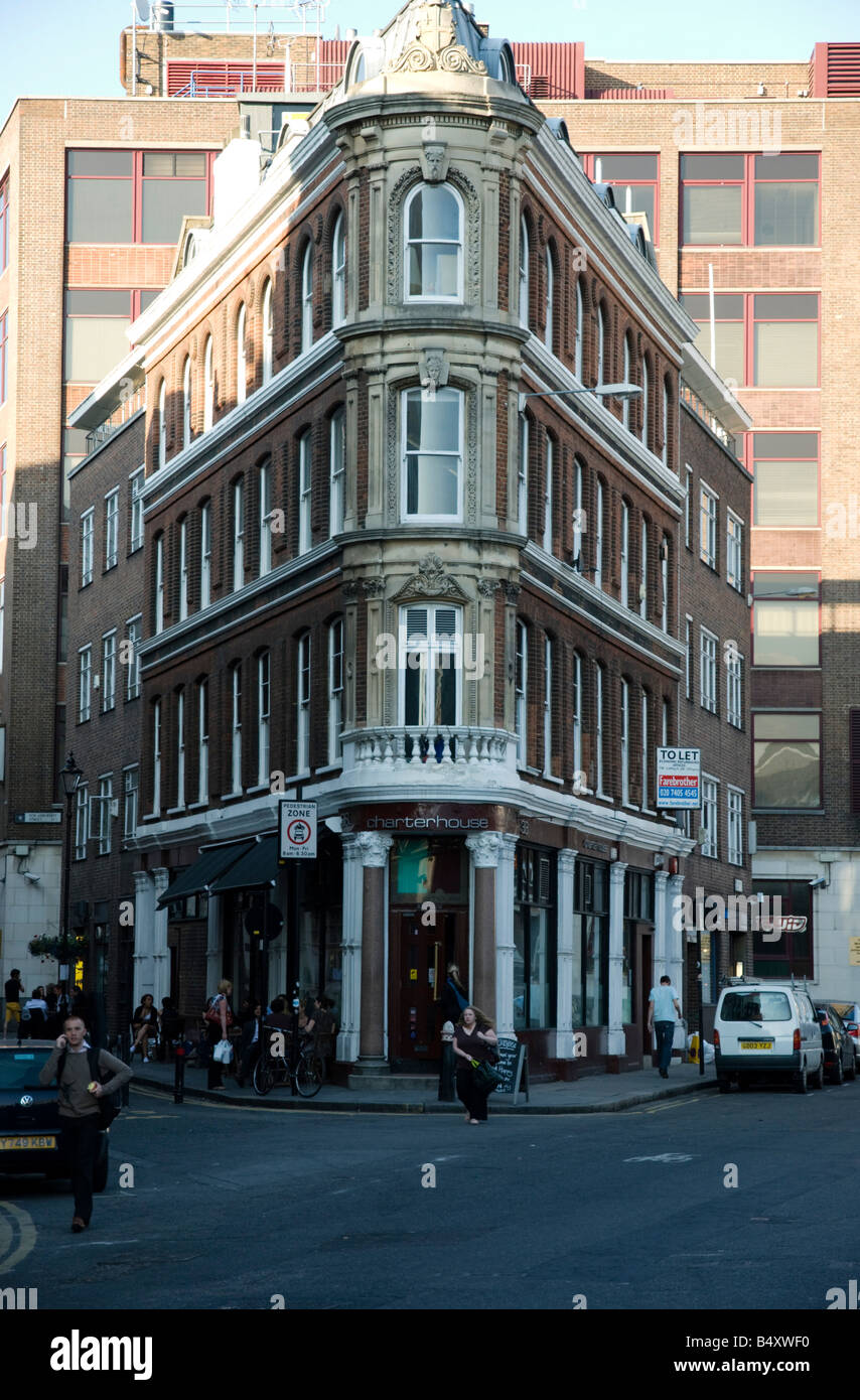 Flaches Eisengebäude in London in der Nähe von Smithfield Stockfoto