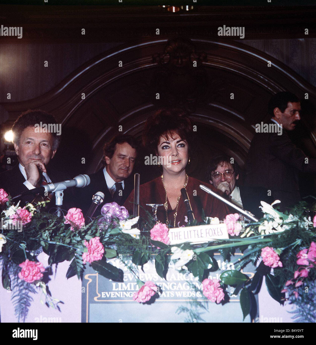 Elizabeth Taylor Februar 1982 25 02 1982 Dame Elizabeth Taylor Collection Stockfoto