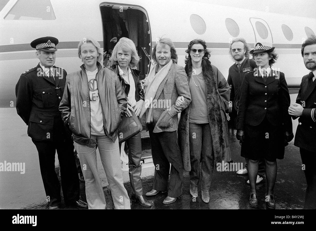 Abba, schwedische Pop-Band November 1979 ankommen am Flughafen Gatwick 4 11 1979 Stockfoto