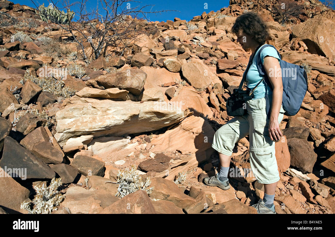 Um der verbrannte Berg im Twyfelfontein Damaraland Namibia entdecken Stockfoto