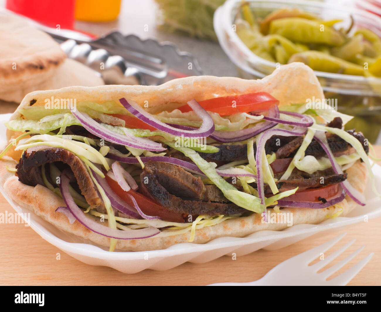Mariniertes Lamm Kebab In einer Pitta-Brot Stockfoto