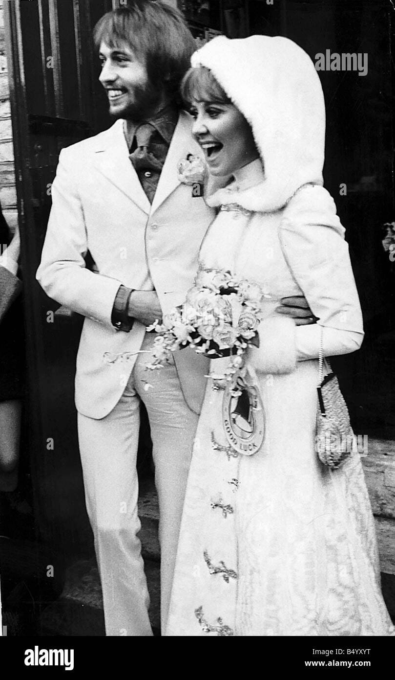 Lulu-Sängerin Marie McDonald McLaughlin Lawrie Hochzeit mit Maurice Gibb von den Bee Gees pop Musik Stockfoto