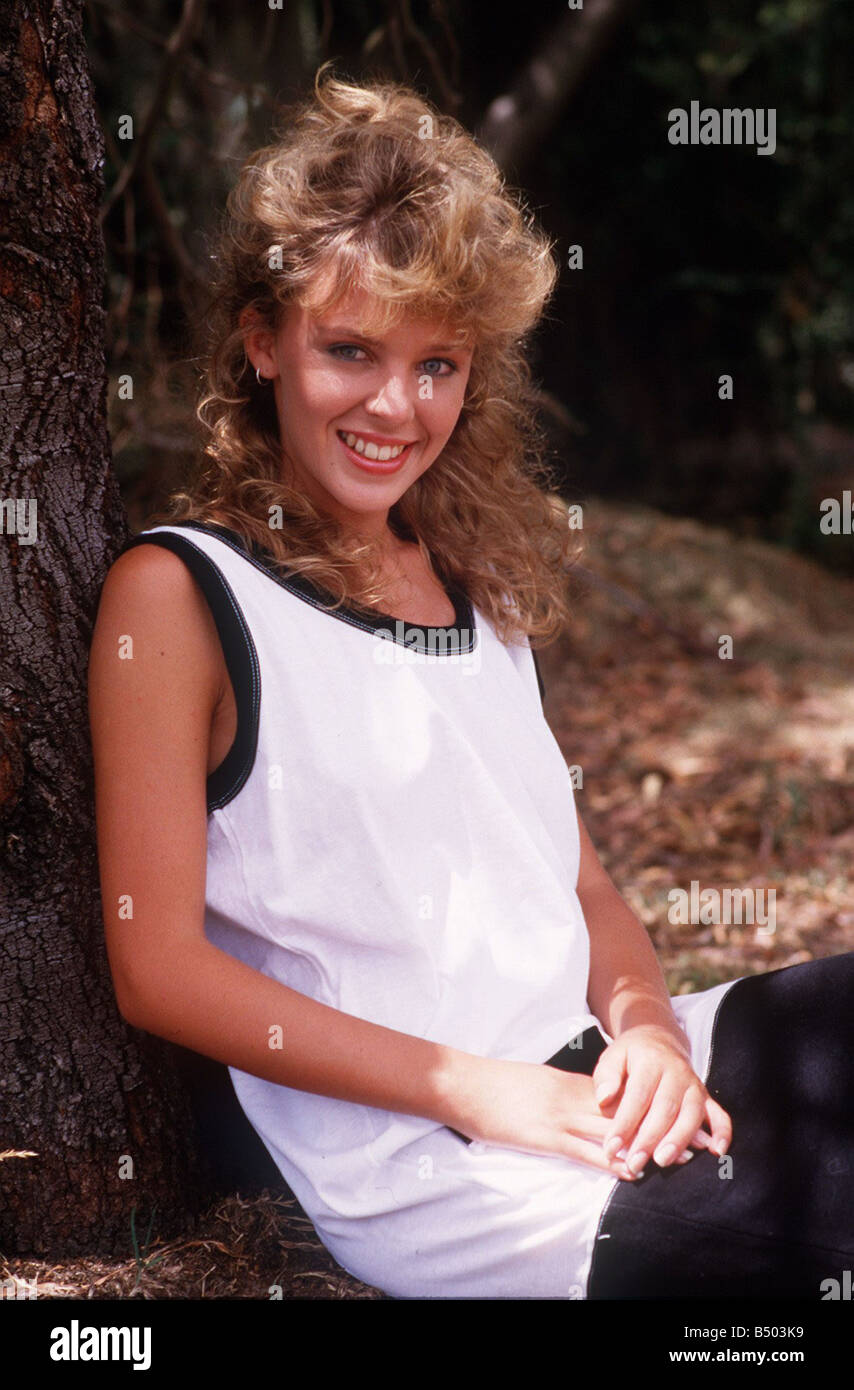 Juda chiroyli porno videolarni tomosha qiling