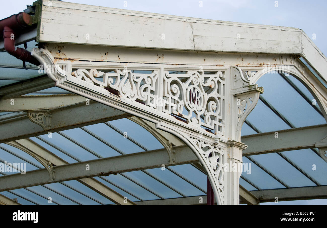 Detail der Haube an Hellifield Railway Station, North Yorkshire, England Stockfoto