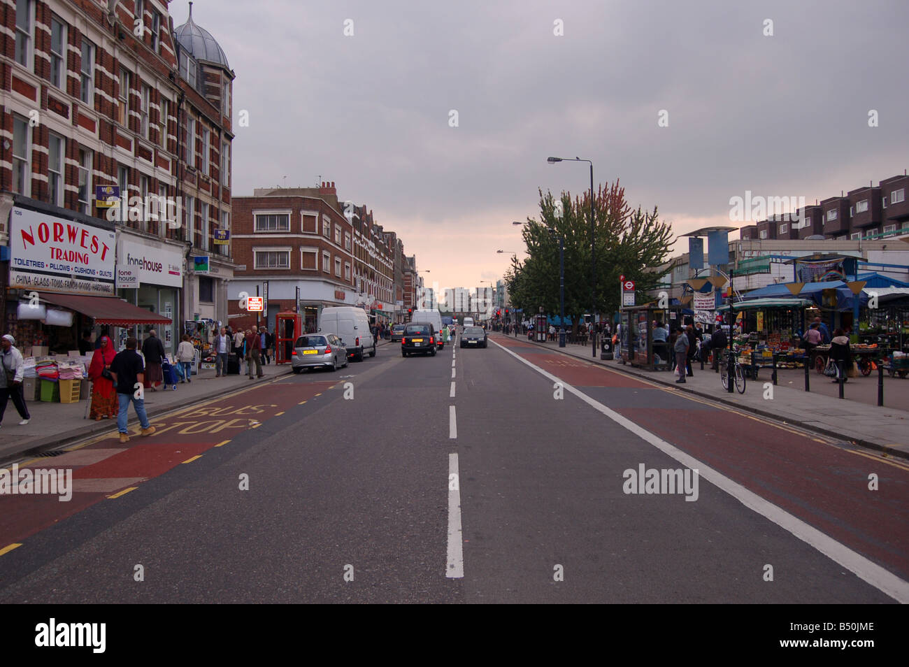 High Street Kilburn, London, England, Uk Stockfoto