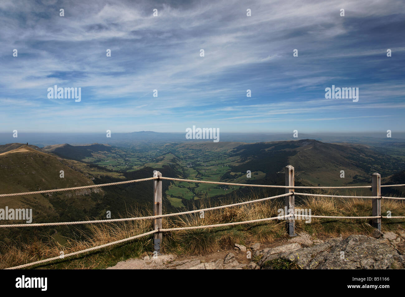 Ansichten des Départments Cantal aus Puy Mary, Frankreich Stockfoto