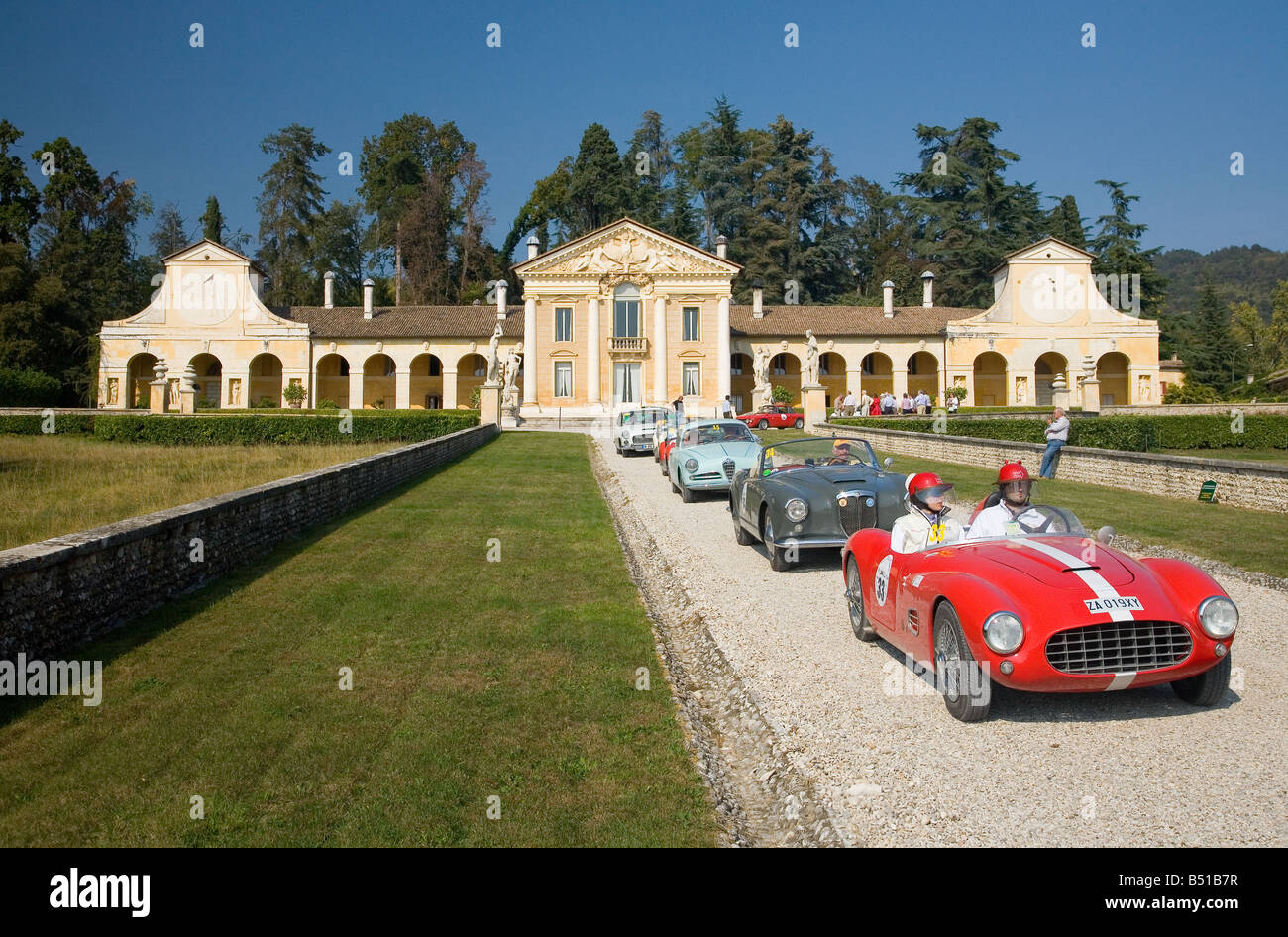 Auto-Rallye in Villa Barbaro, Maser, Norditalien, von Andrea Palladio entworfen Stockfoto