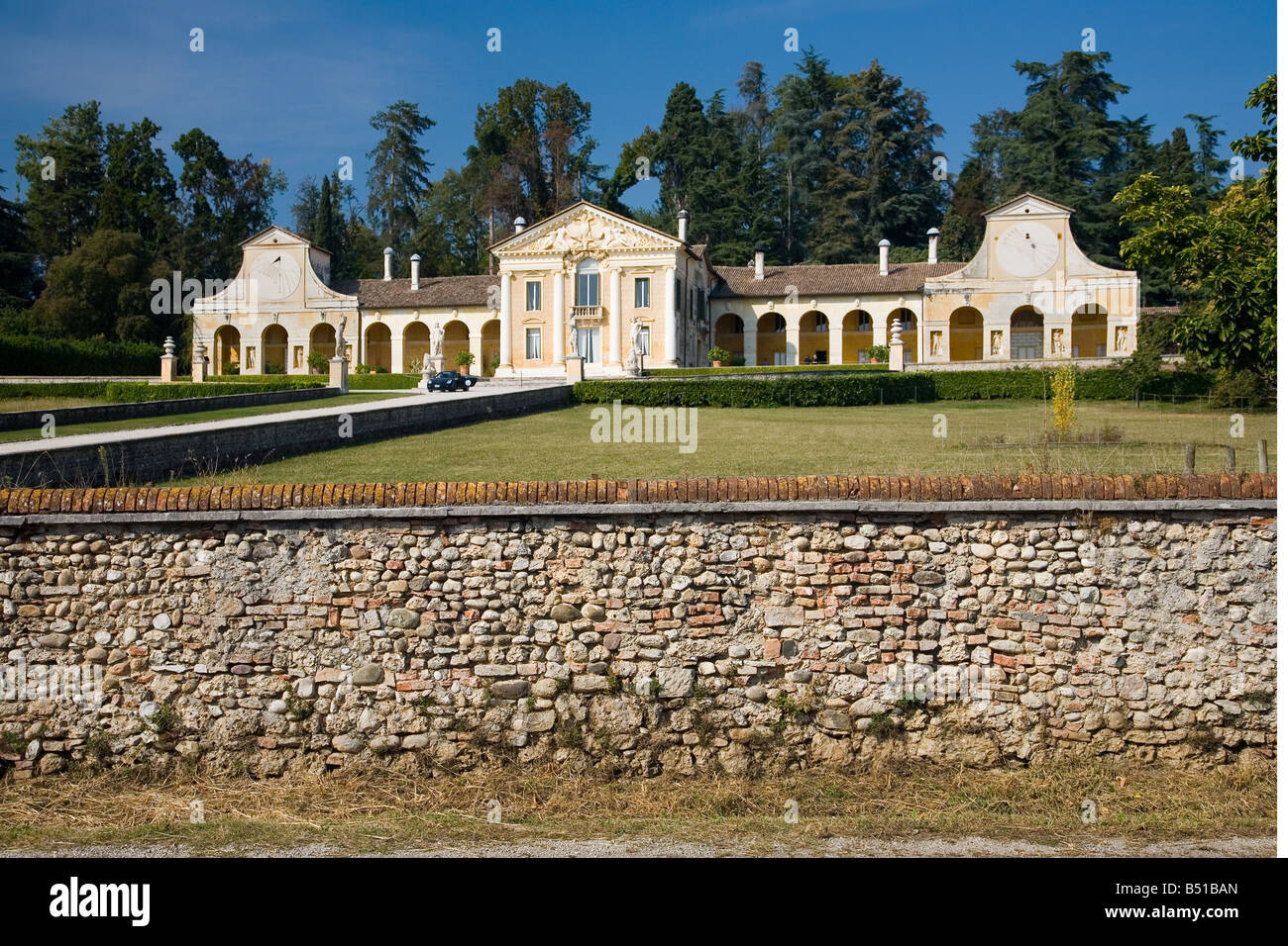 Villa Barbaro, entworfen von Andrea Palladio in Maser, Nord-Italien Stockfoto