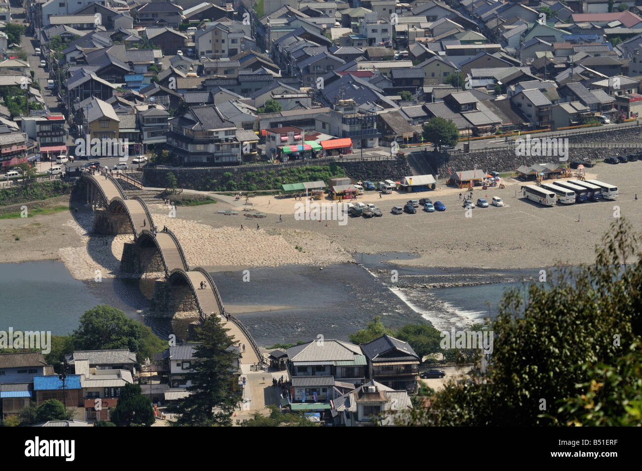 Die hölzernen Kintai-Brücke (Kintai-Kyo) über den Nishiki River, Iwakuni, Japan 1/5 Stockfoto