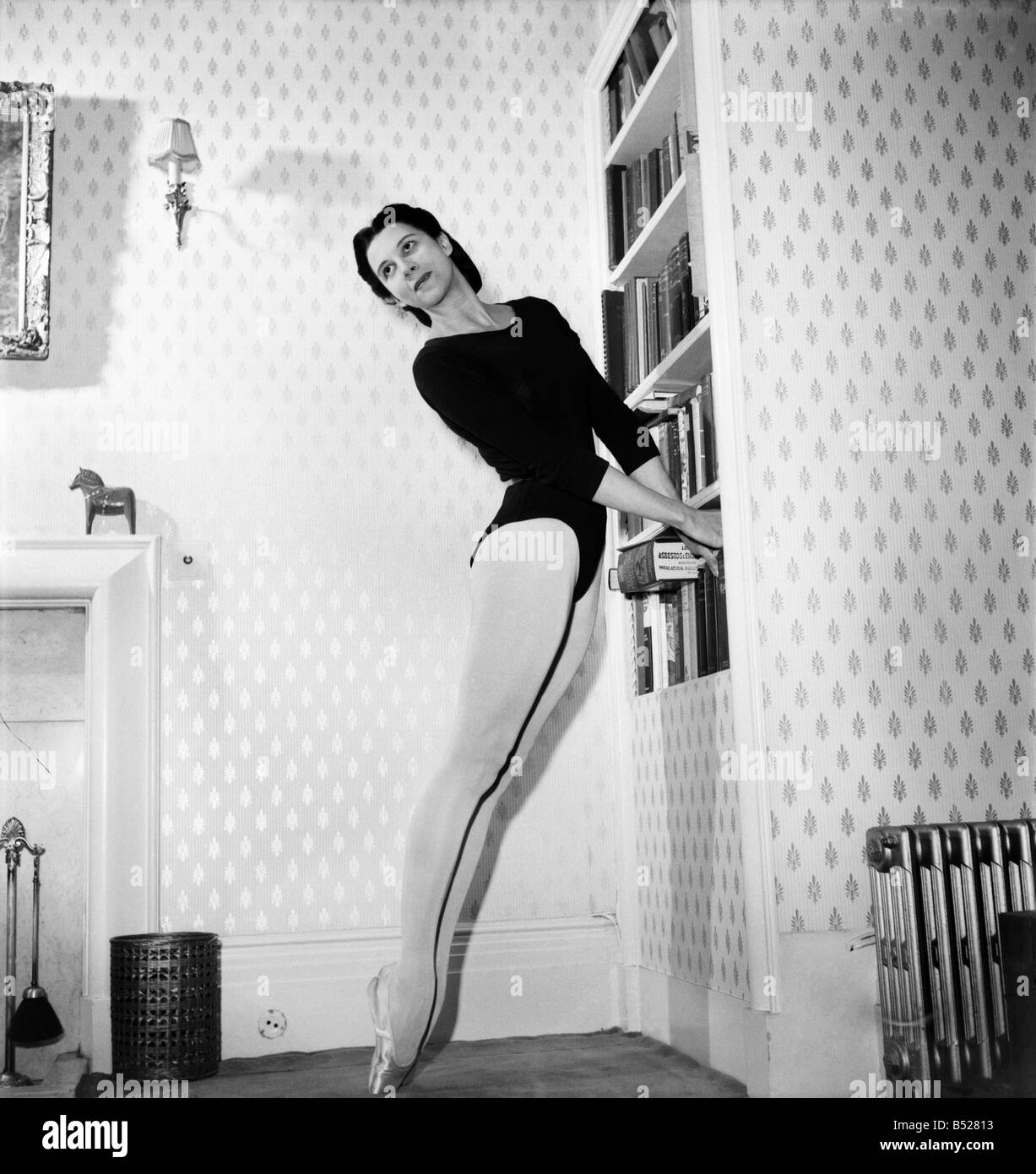 Dawn Letzteres Casino Showgirl. März 1953 D1550 Stockfoto