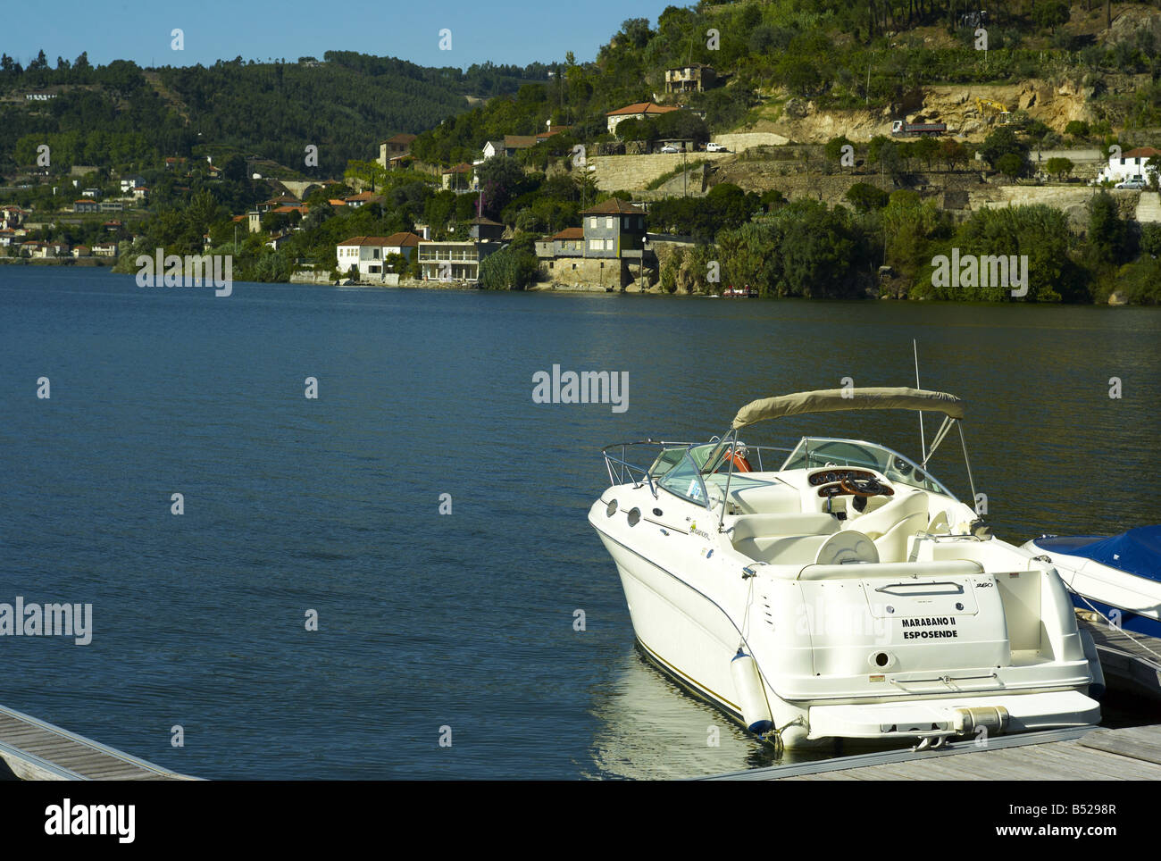 Boot auf dem Rio Douro, Portugal Stockfoto