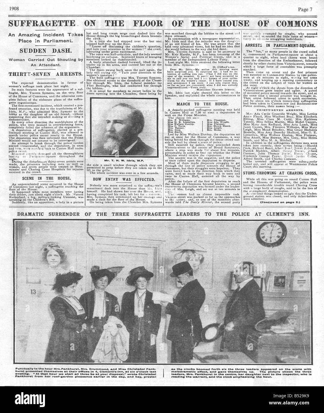 Täglicher Spiegel Millennium Seiten 1906 Suffragetten Frau Pankhurst Mrs Drummond und Miss Christabel Pankhurst verhaftet Stockfoto