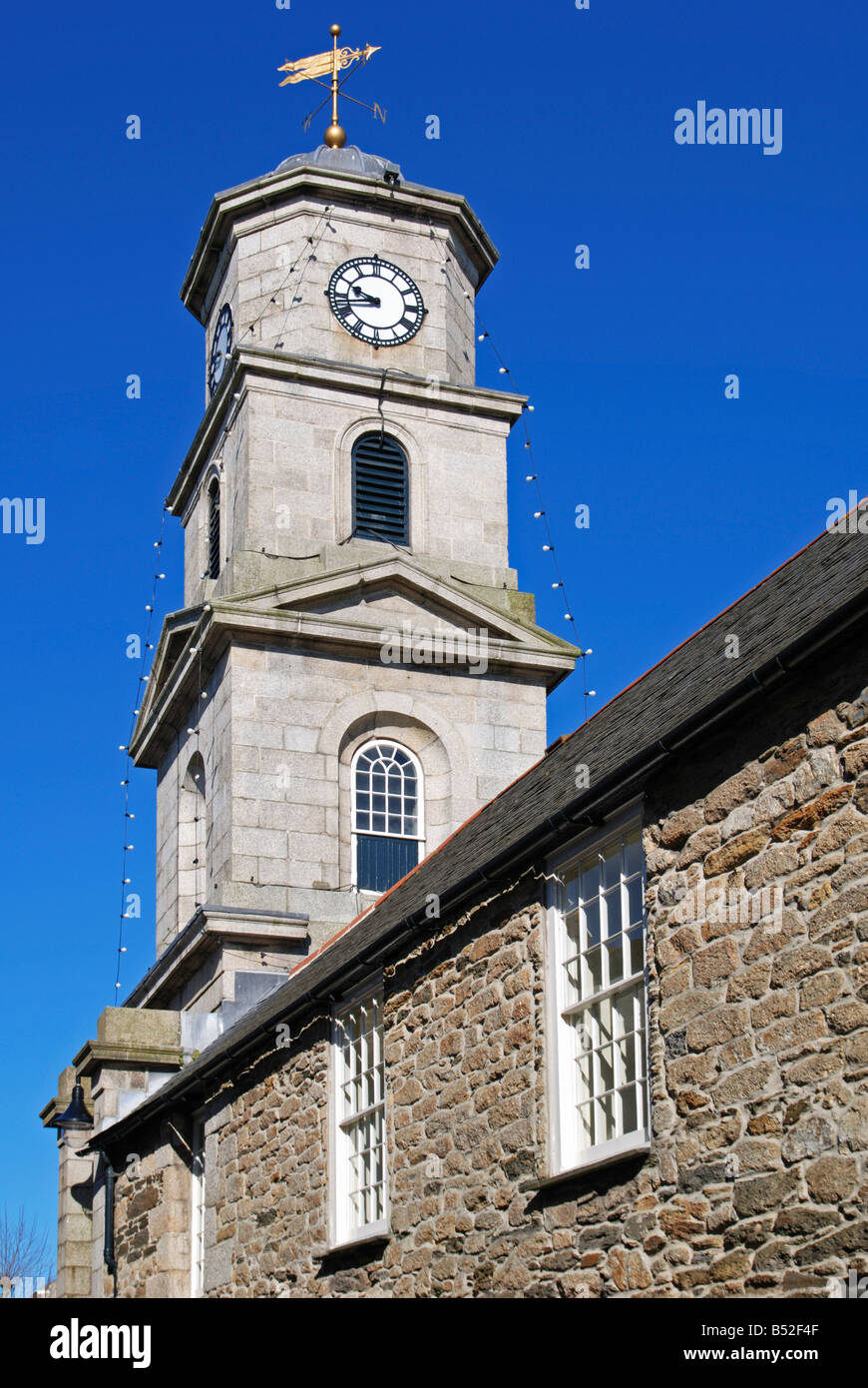 der alte Glockenturm auf das Rathaus am Penryn in Cornwall, Großbritannien Stockfoto