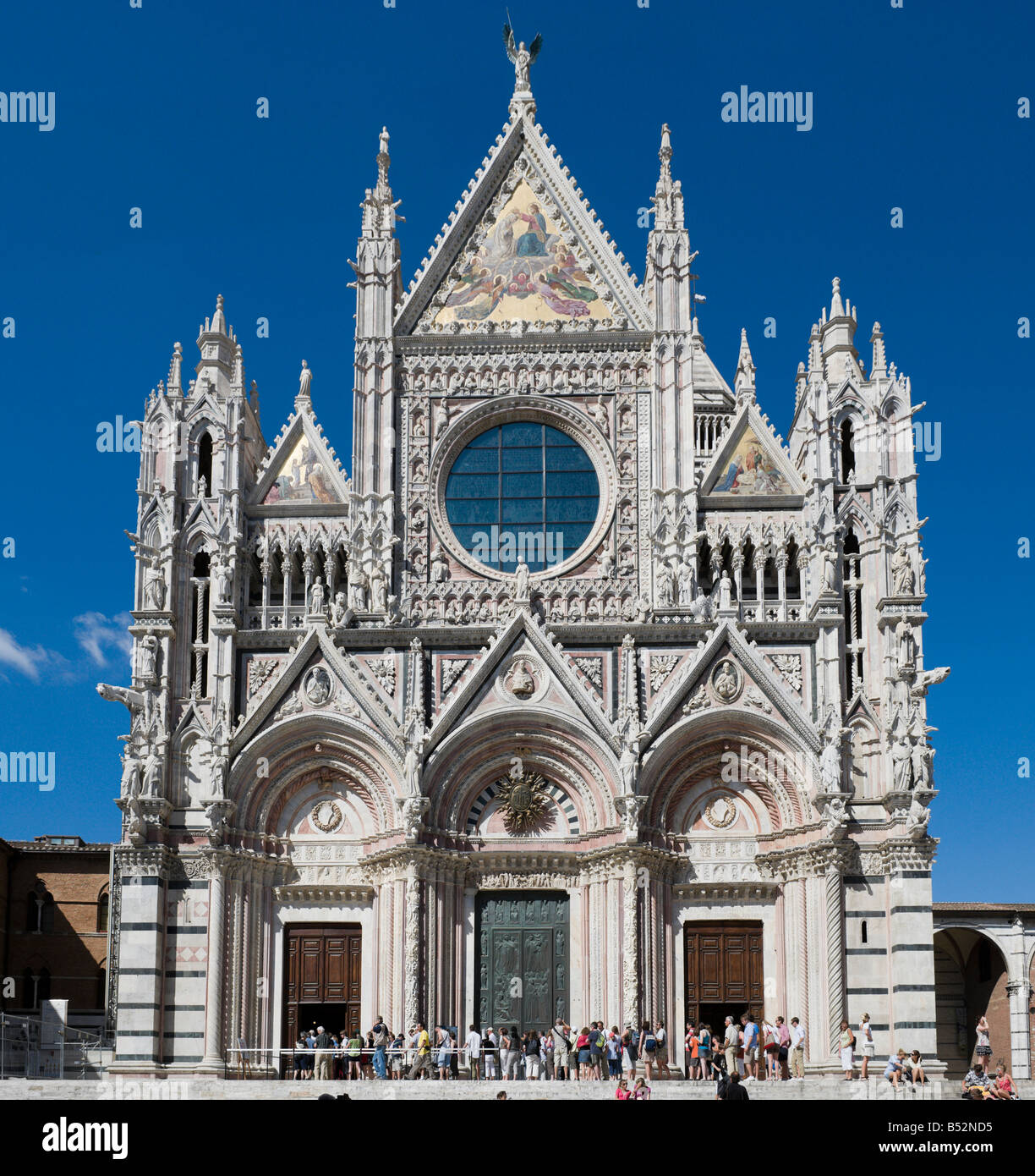 Fassade des Doms, Siena, Toskana, Italien Stockfoto