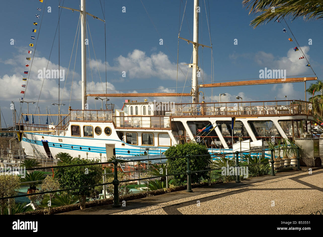 Der Ex-Beatles Yacht Vagrant heute als ein Restaurant Funchal Madeira Portugal EU Europa genutzt Stockfoto